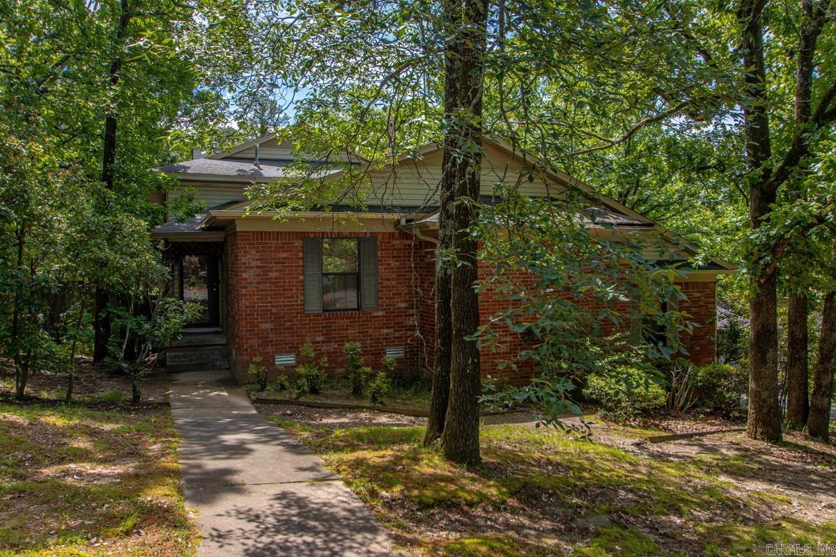 21 Woodlore Circle Property Photo 1