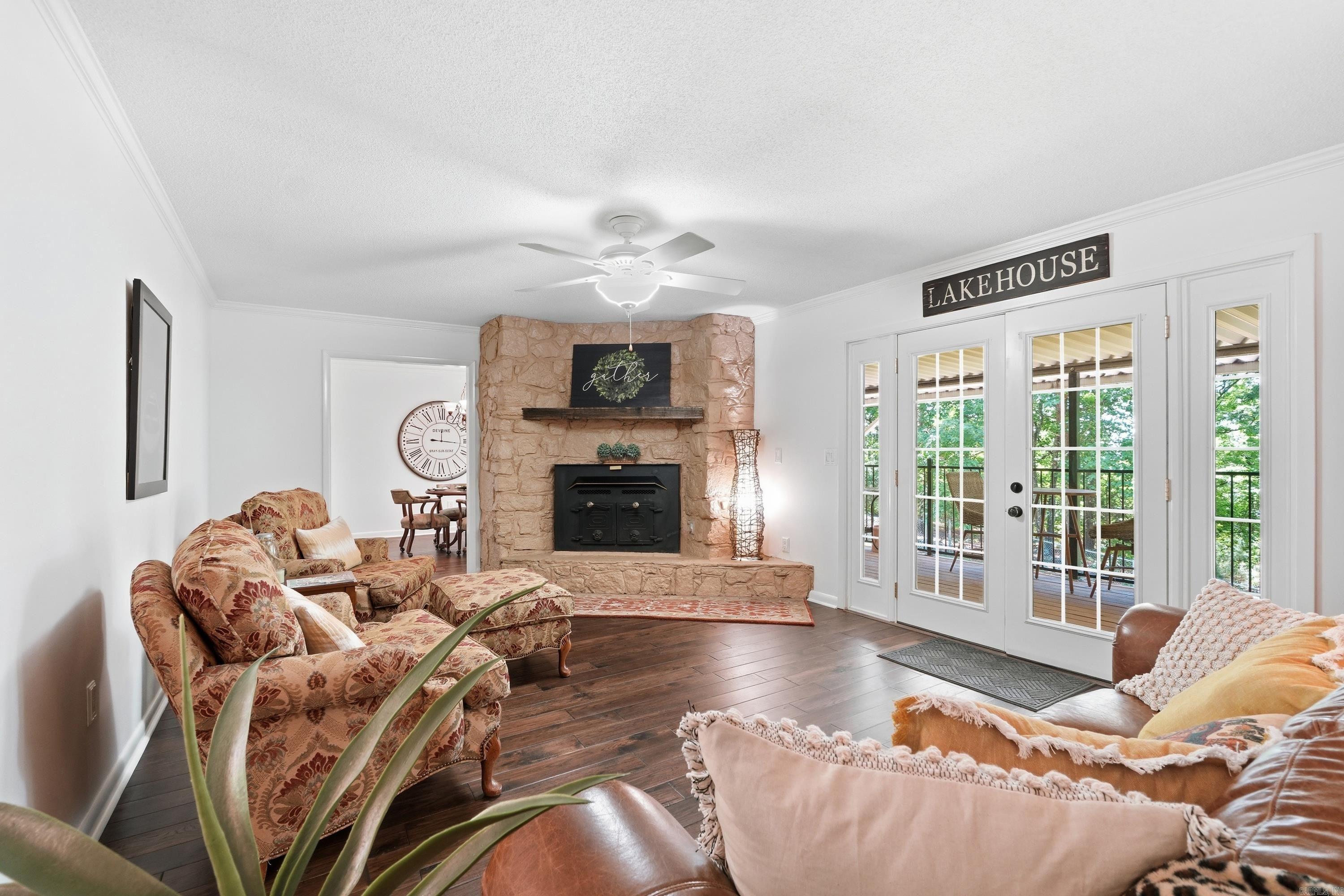 107 Hillside Drive Property Photo 6