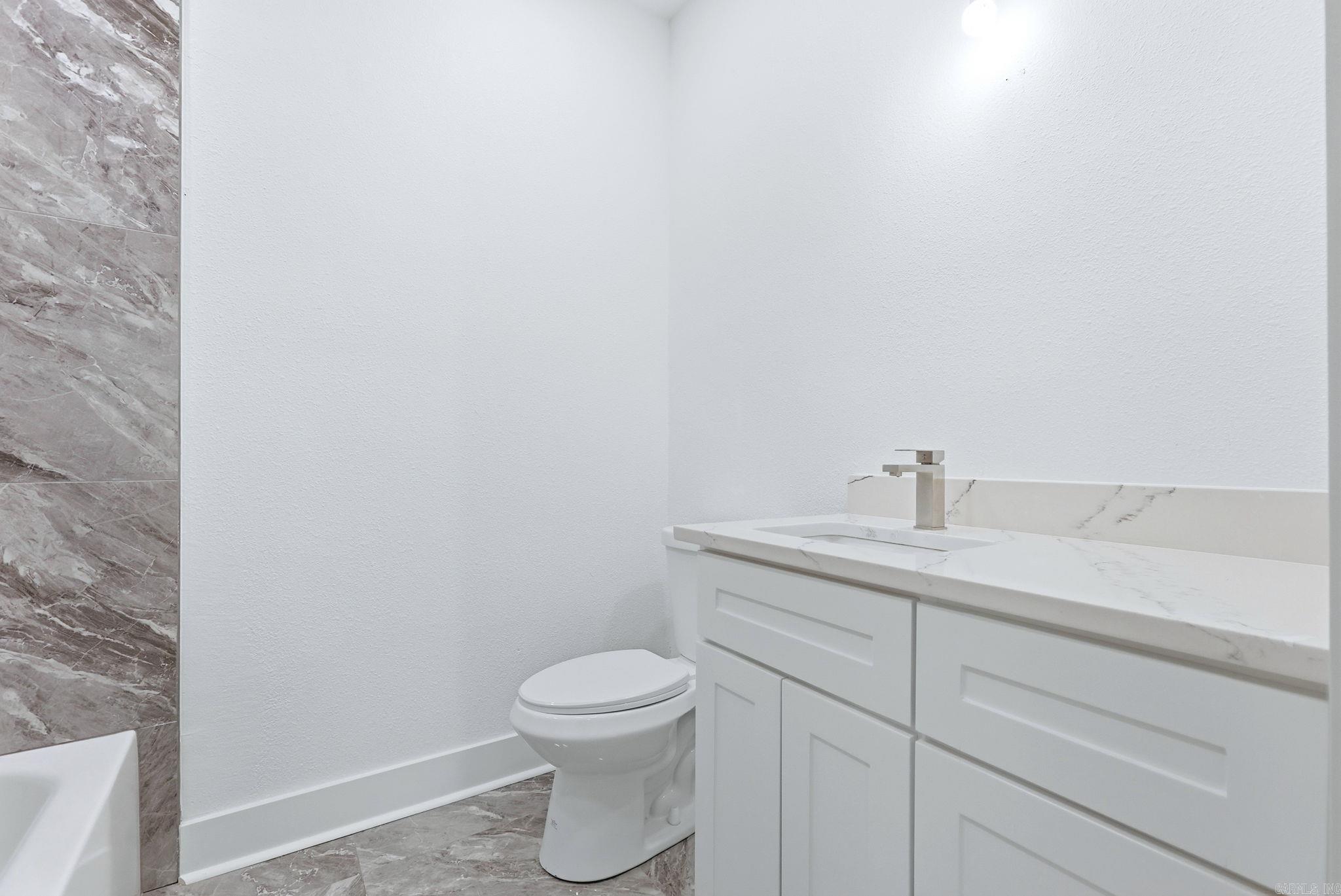 2217 Scott Property Photo 15