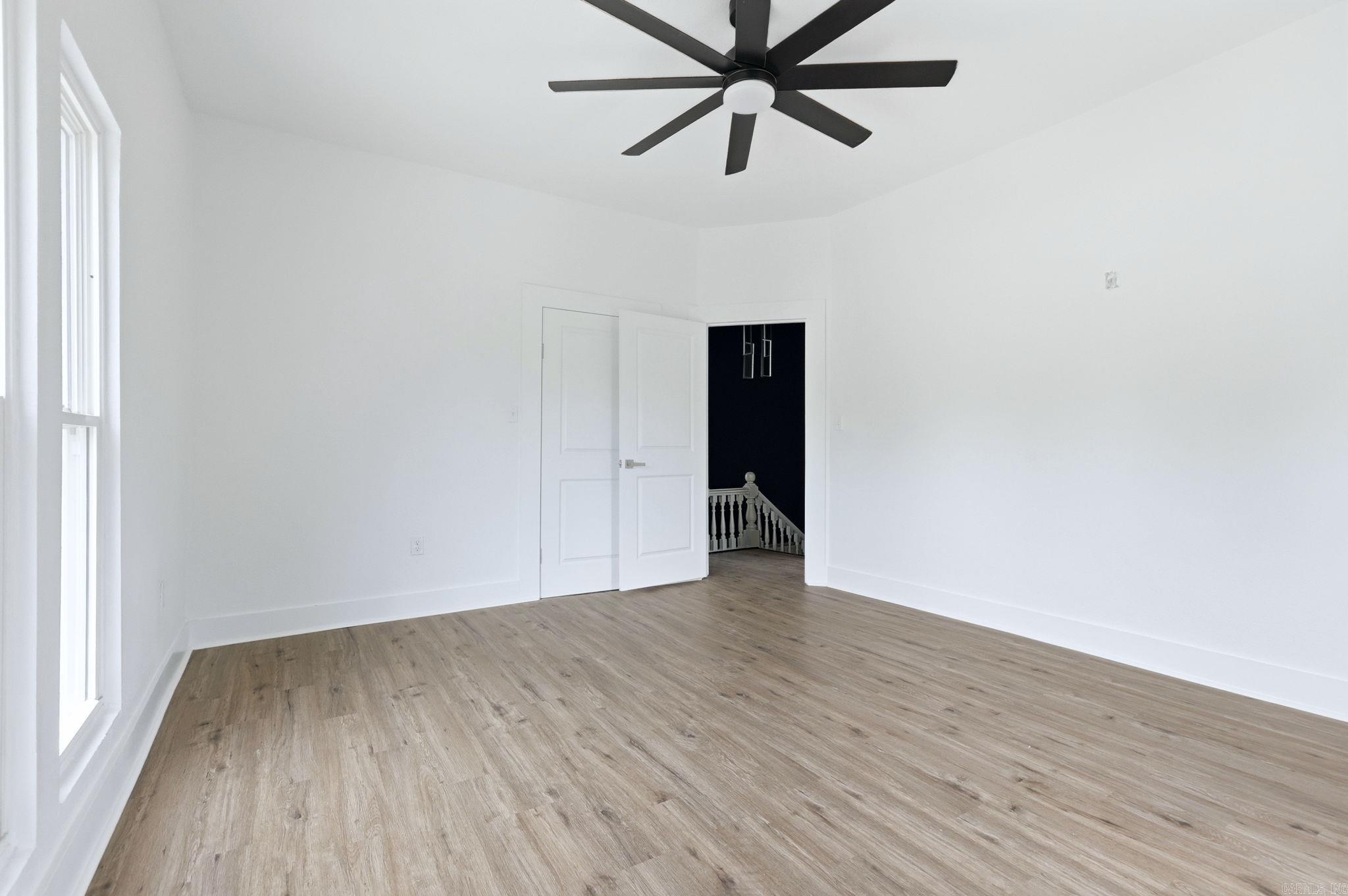 2217 Scott Property Photo 28