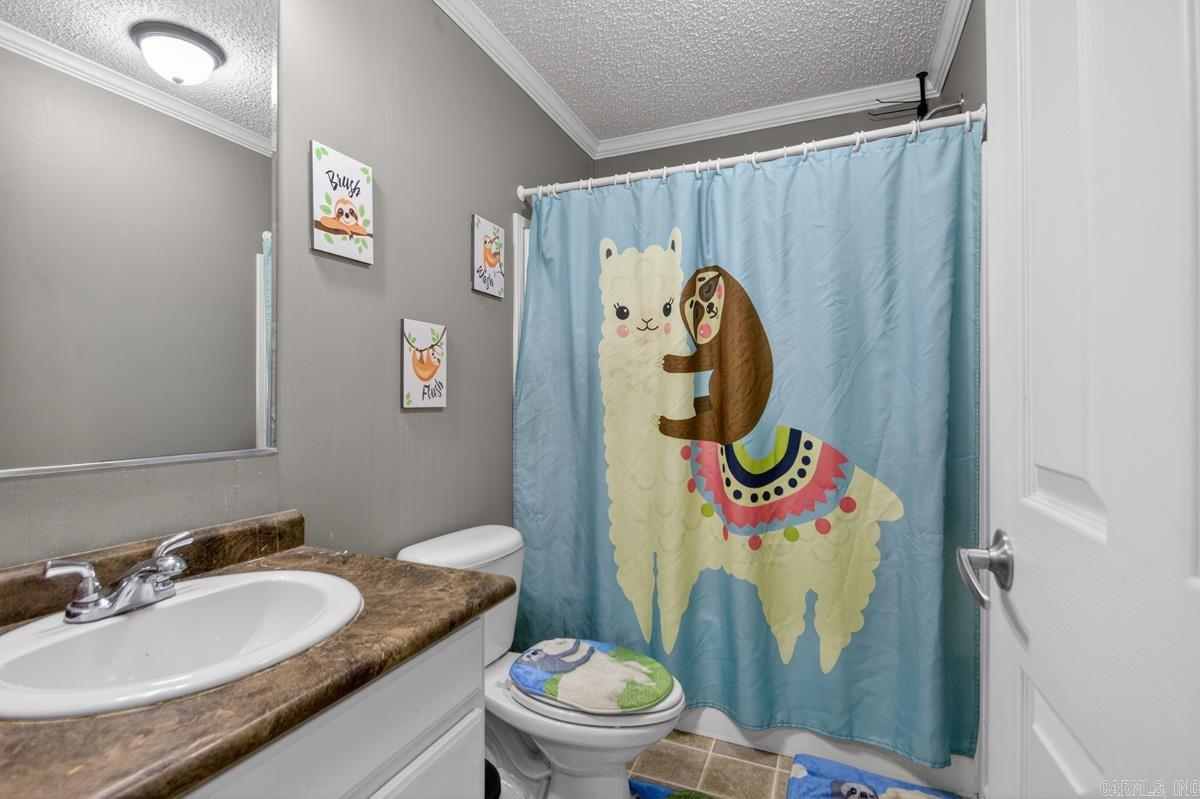 210 Alex Loop Property Photo 11