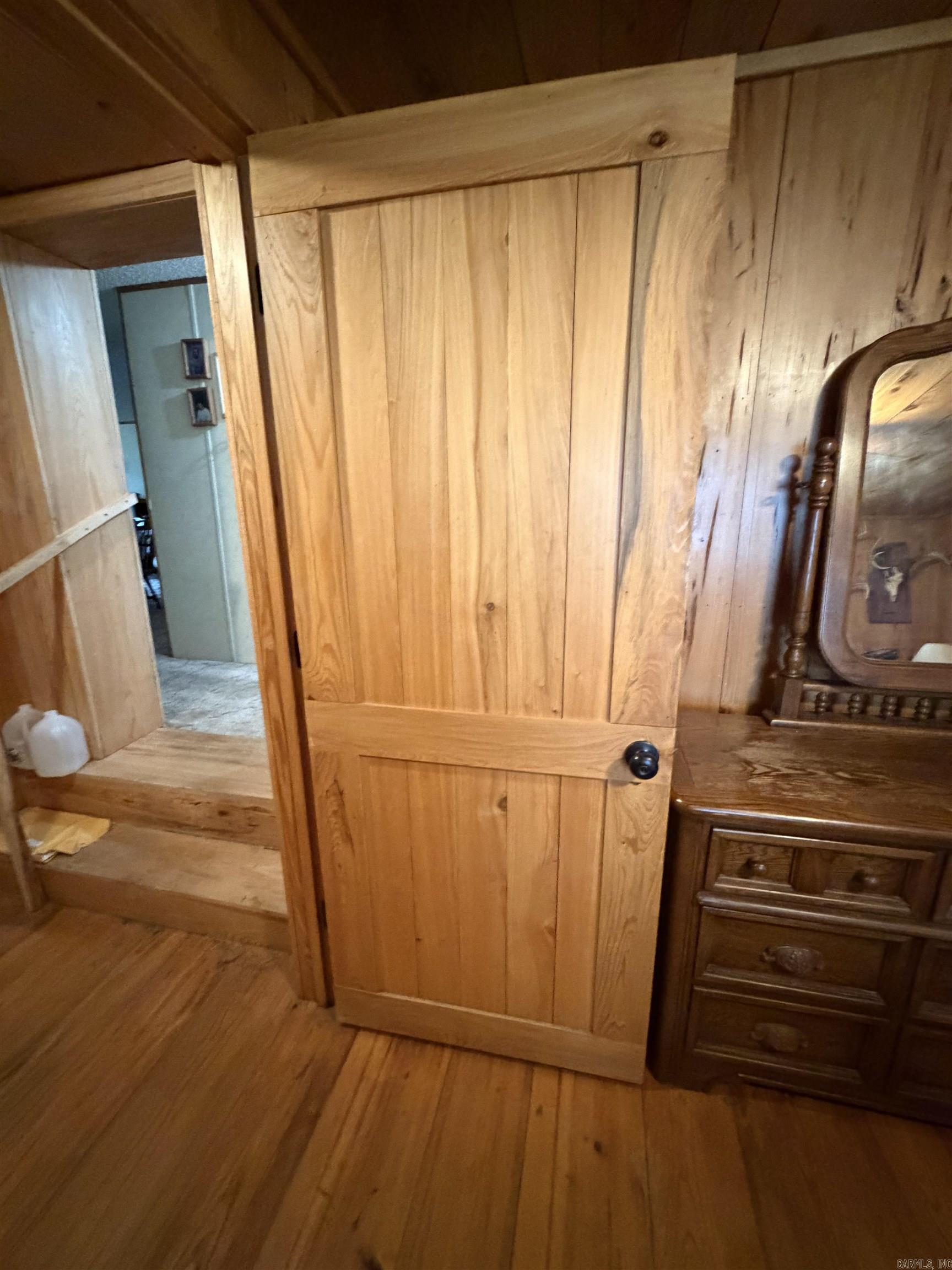498 Wood Street Property Photo 19