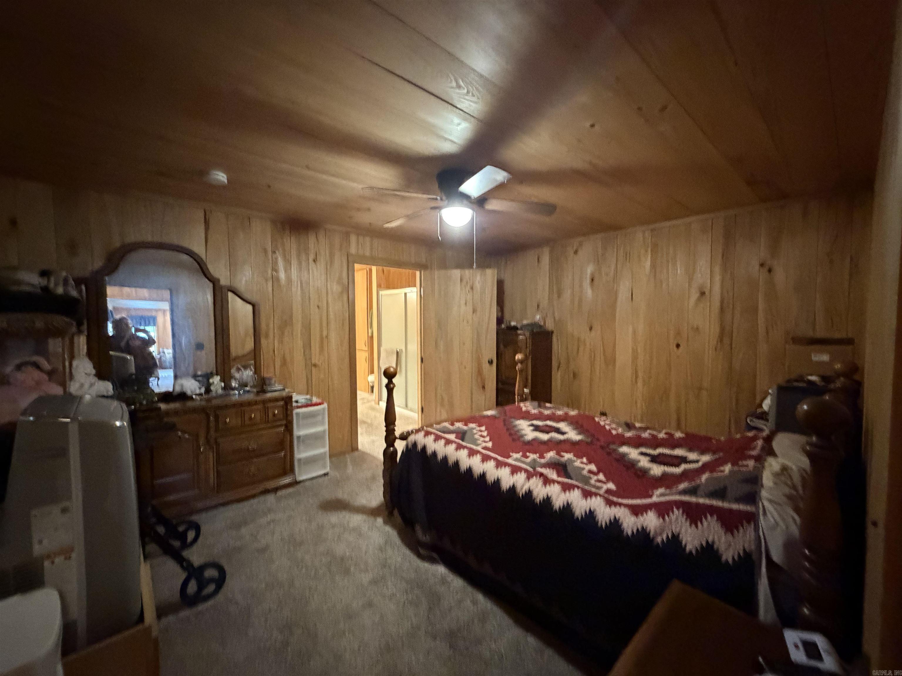 498 Wood Street Property Photo 23