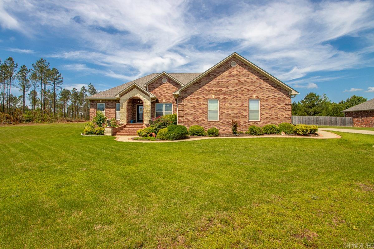 115 Pebble Loop Property Photo 2