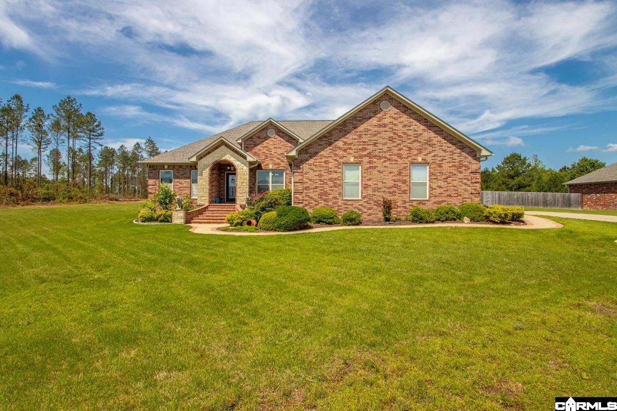 115 Pebble Loop Property Photo 2