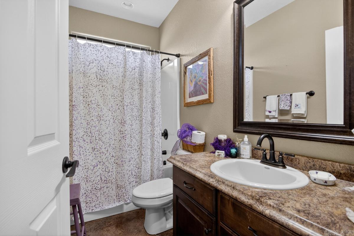115 Pebble Loop Property Photo 15