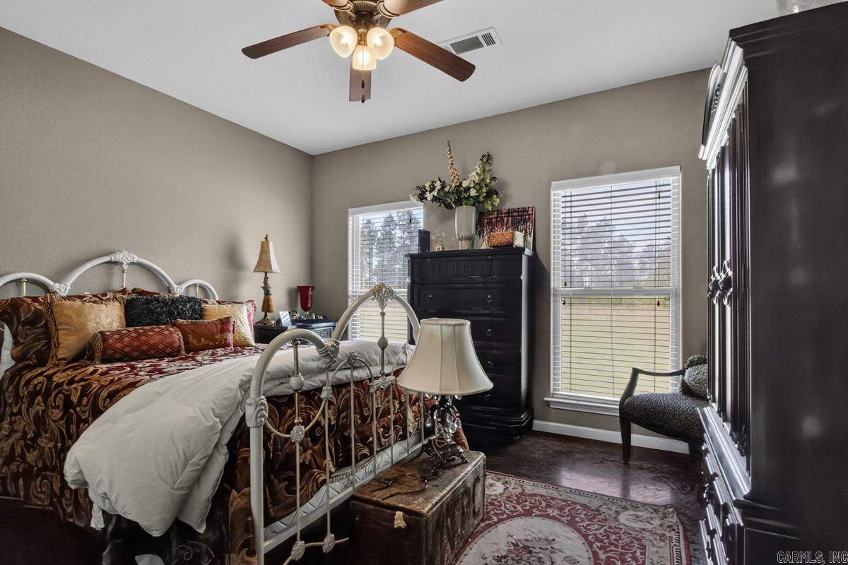 115 Pebble Loop Property Photo 16
