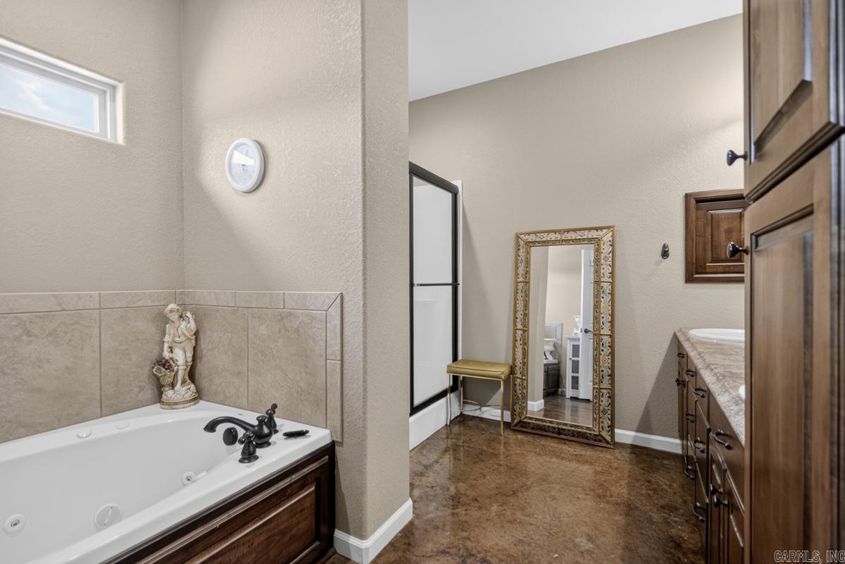 115 Pebble Loop Property Photo 19