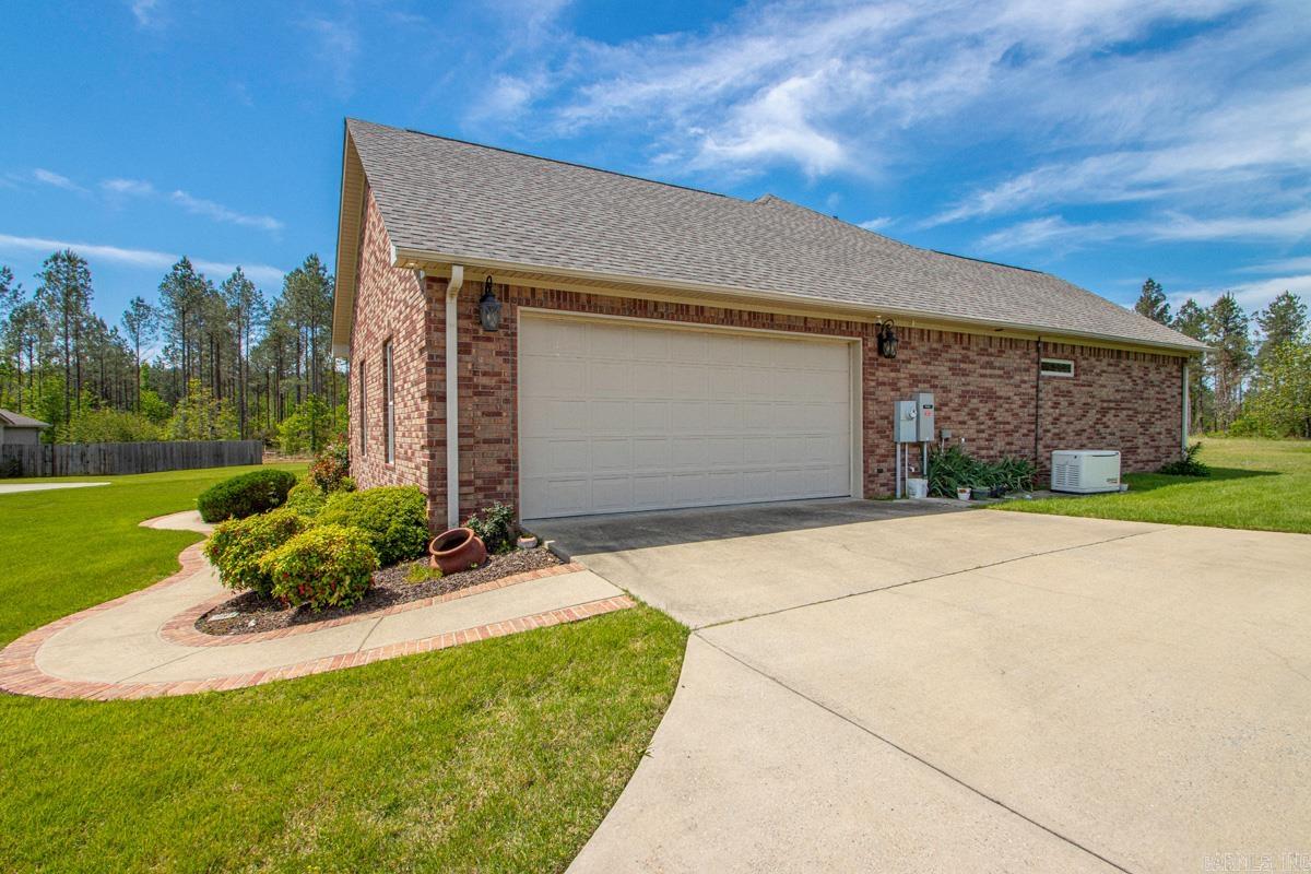 115 Pebble Loop Property Photo 23