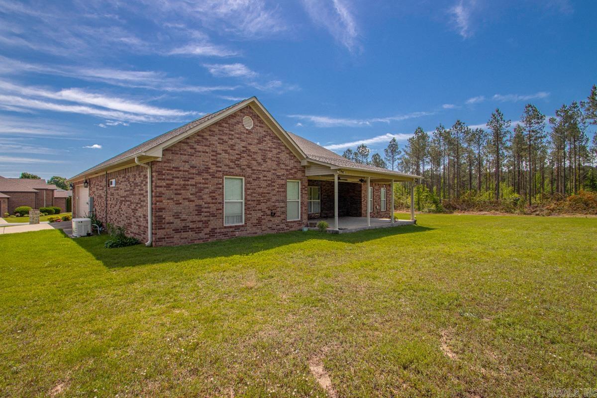 115 Pebble Loop Property Photo 24