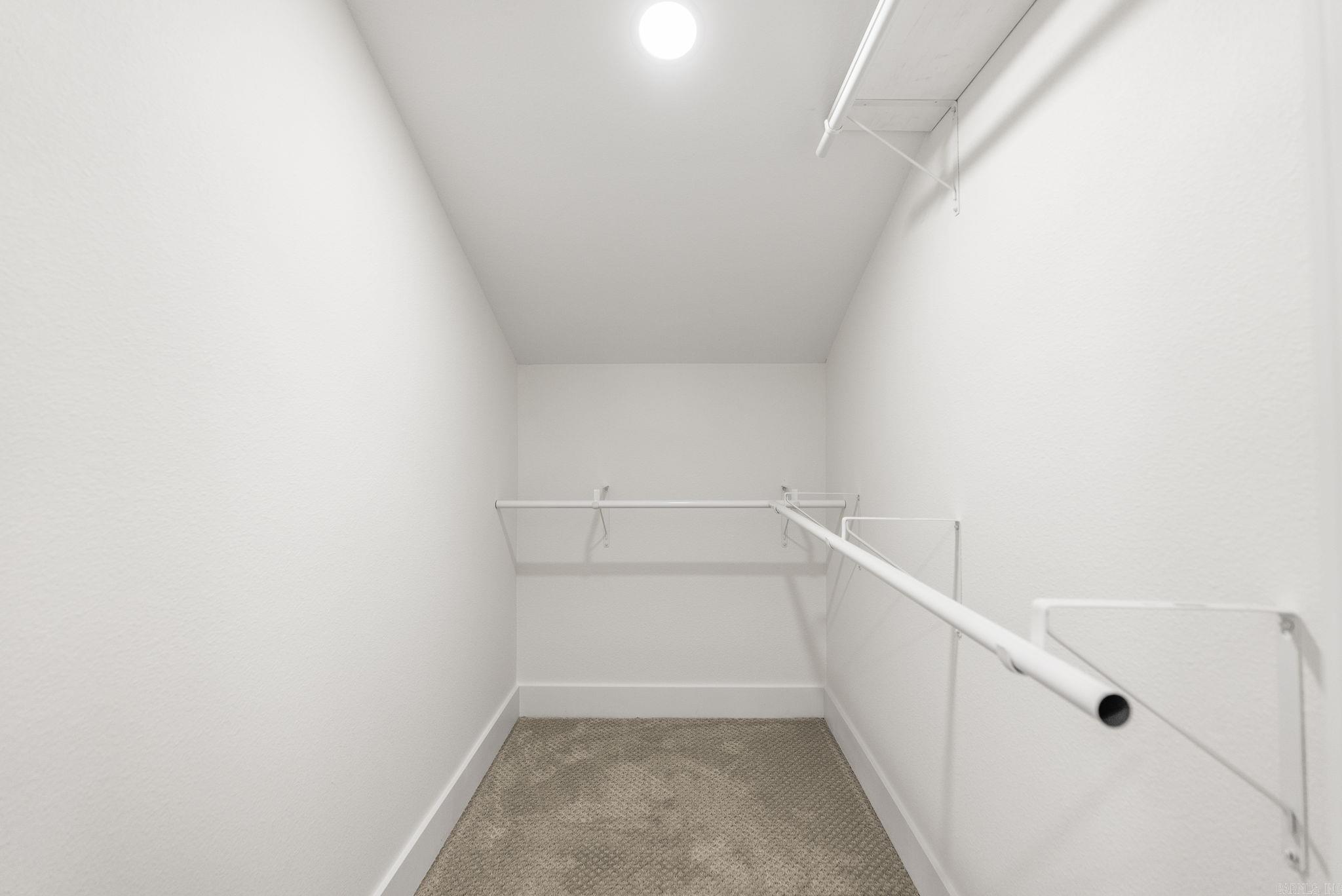 210 Kemp Street Property Photo 46