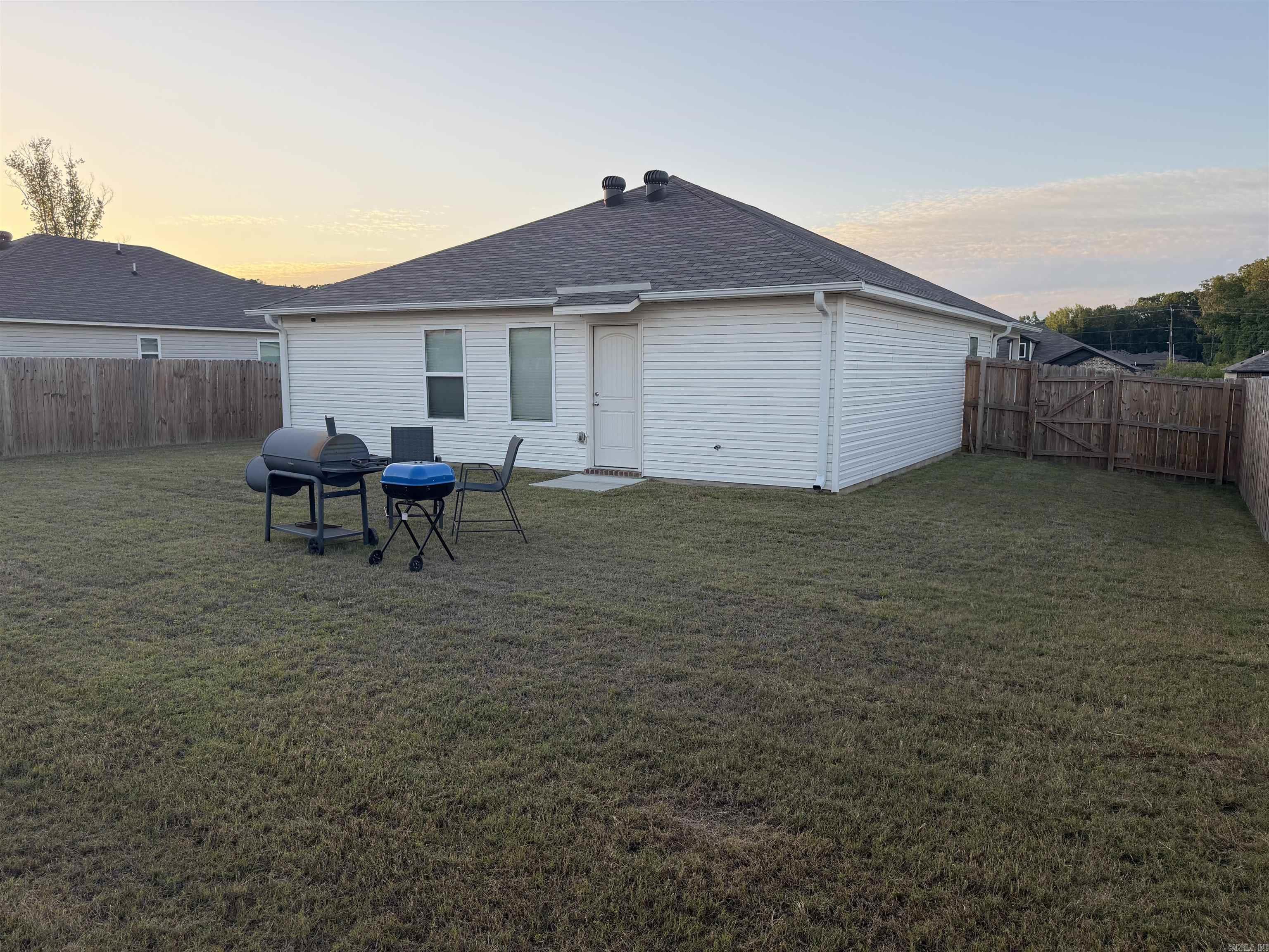 25 Swayze Rhys Ln. Property Photo 4