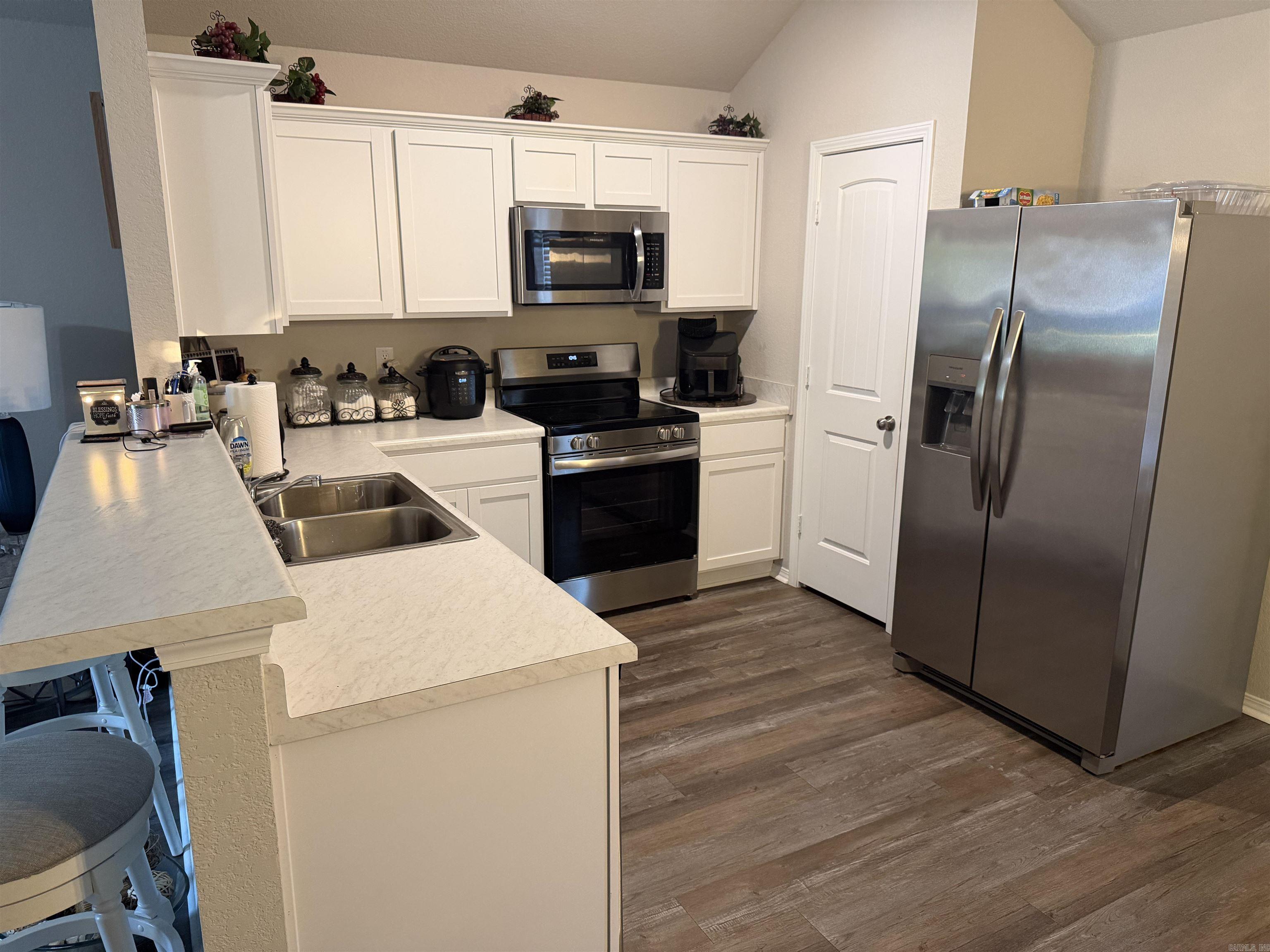 25 Swayze Rhys Ln. Property Photo 7