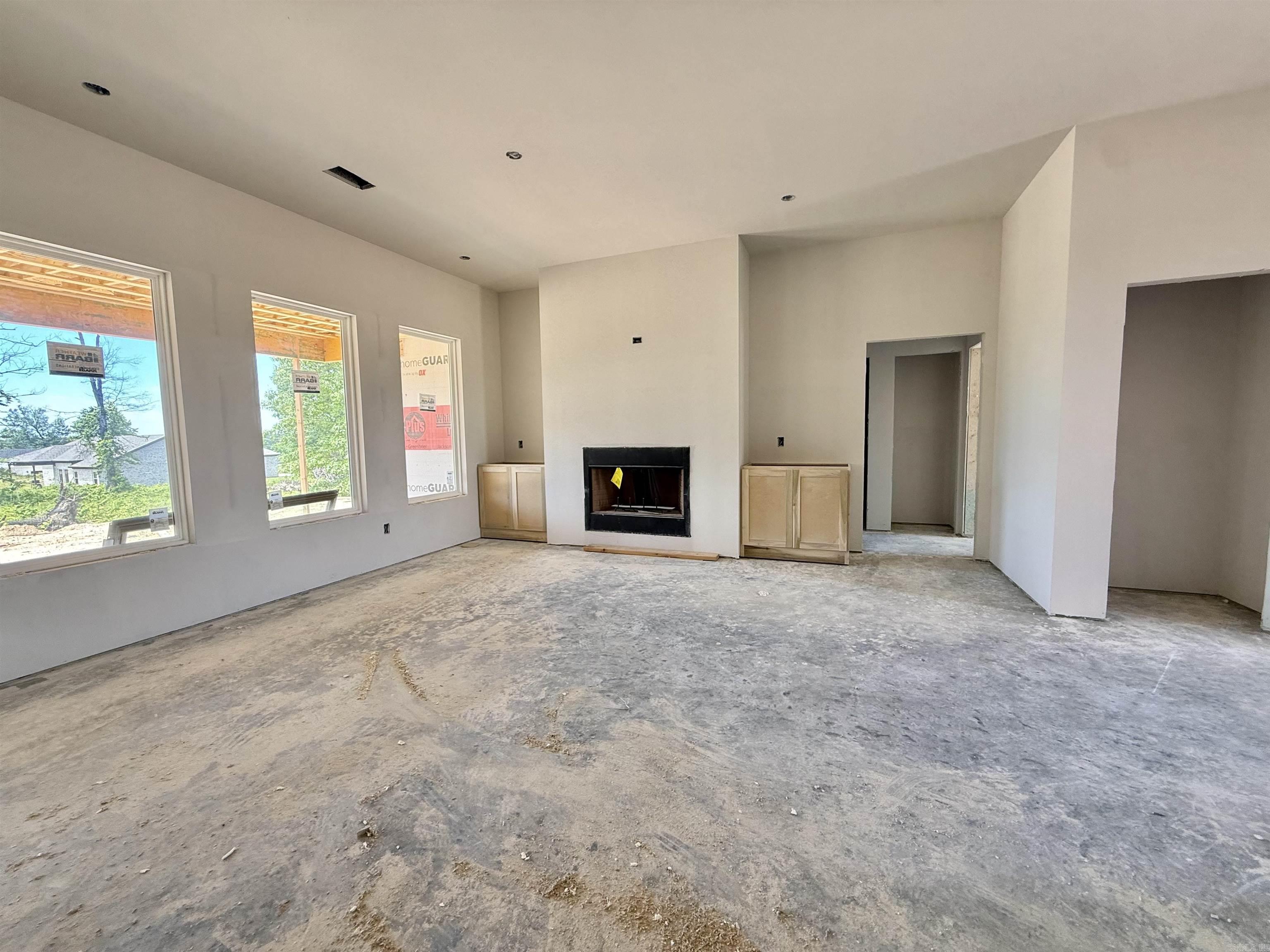 4015 Creek Top Property Photo 4