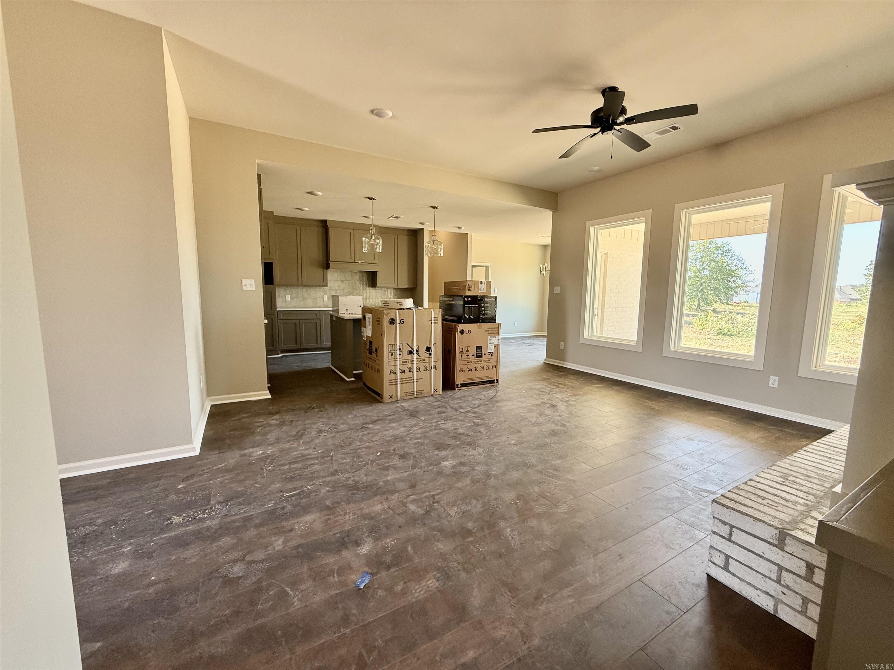 4015 Creek Top Property Photo 6