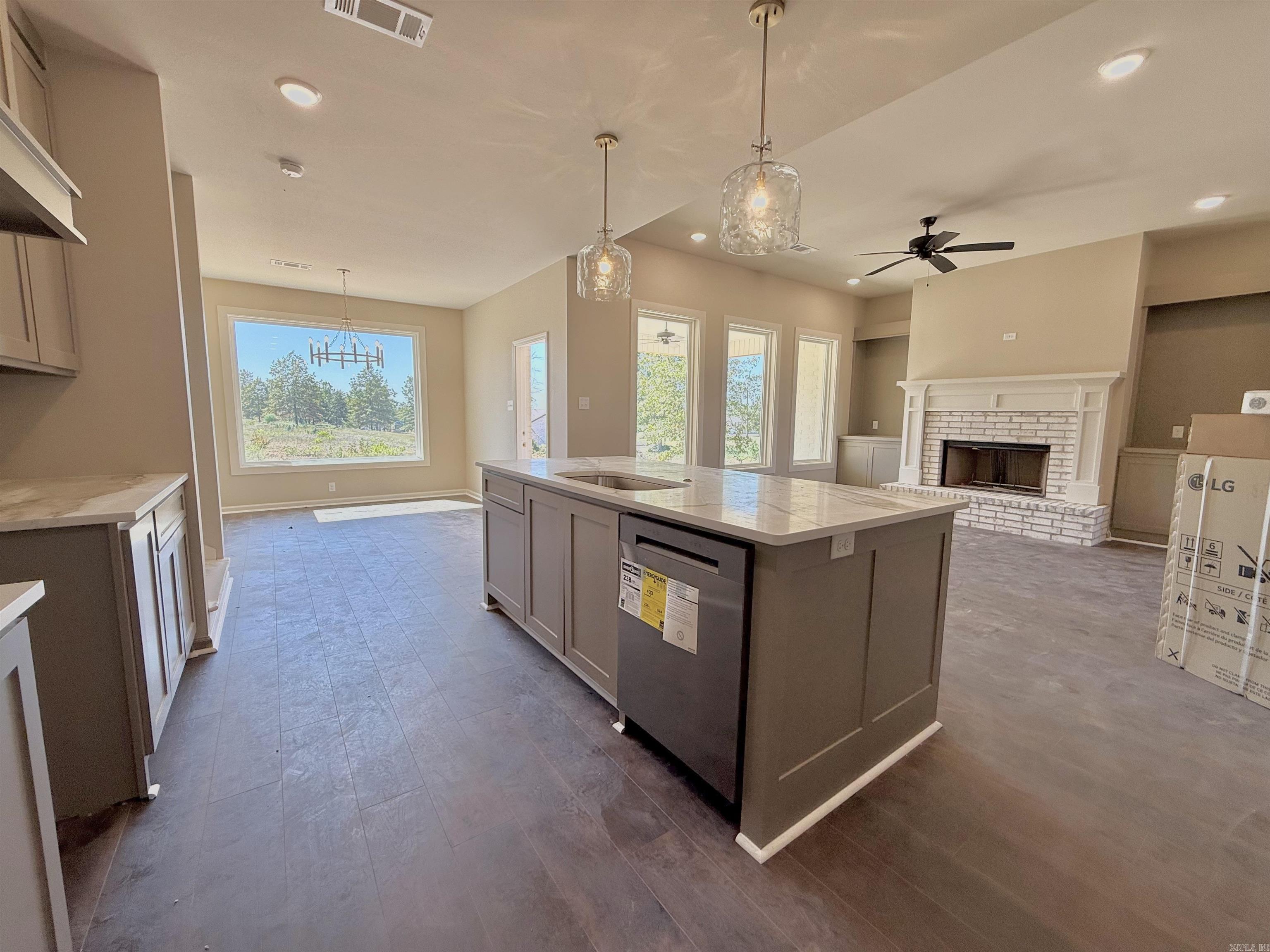4015 Creek Top Property Photo 15
