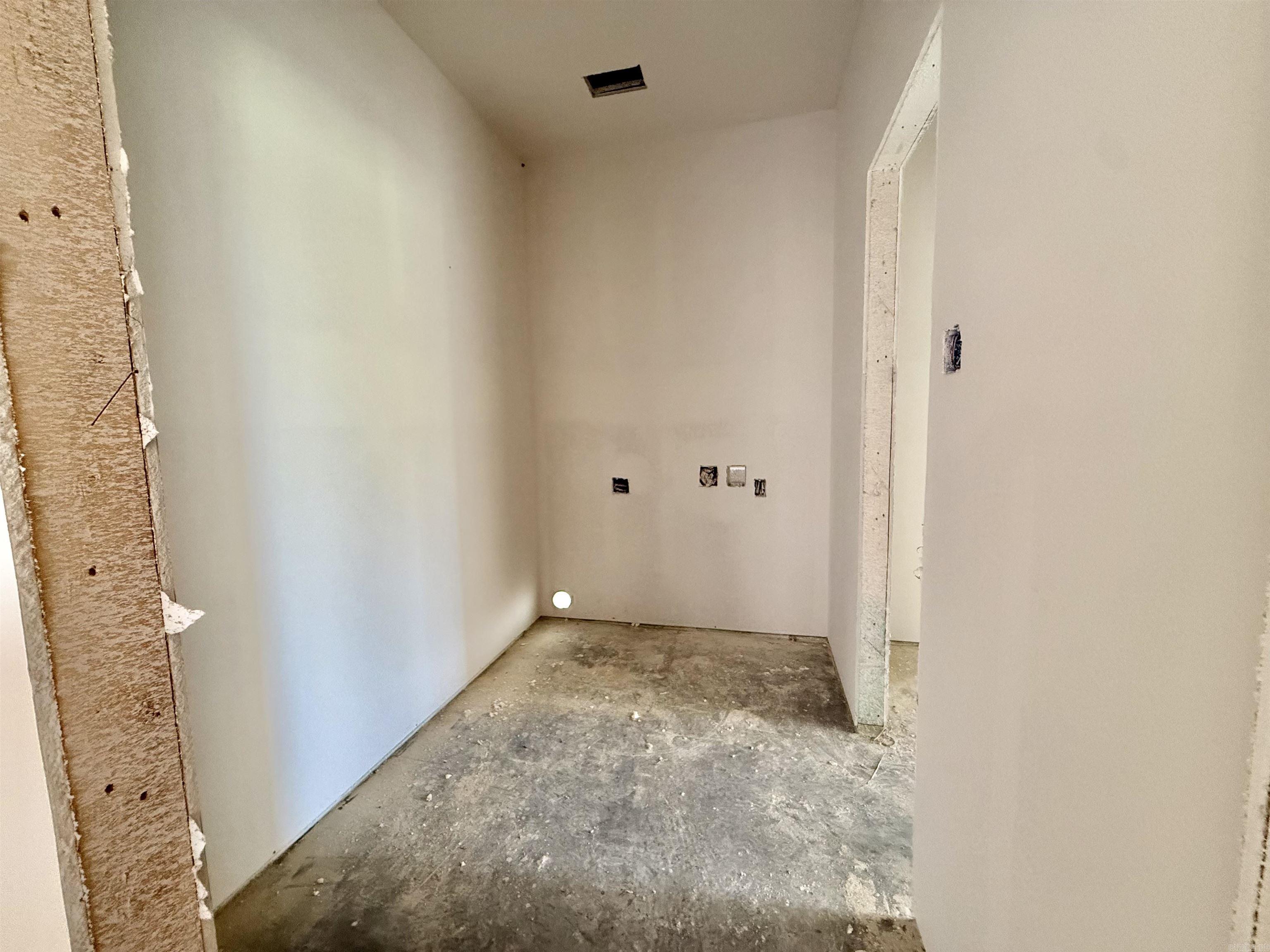 4015 Creek Top Property Photo 18