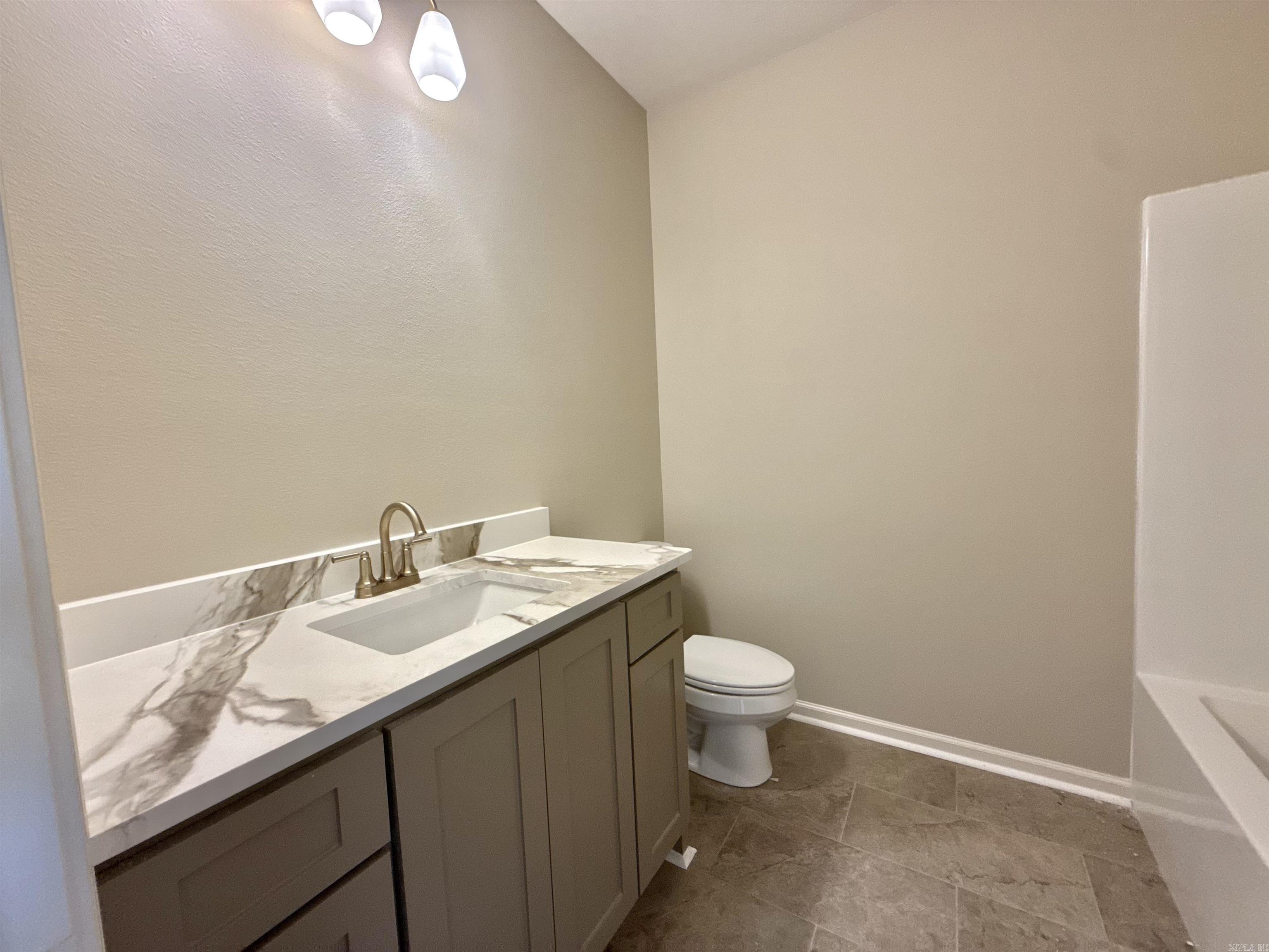 4015 Creek Top Property Photo 32