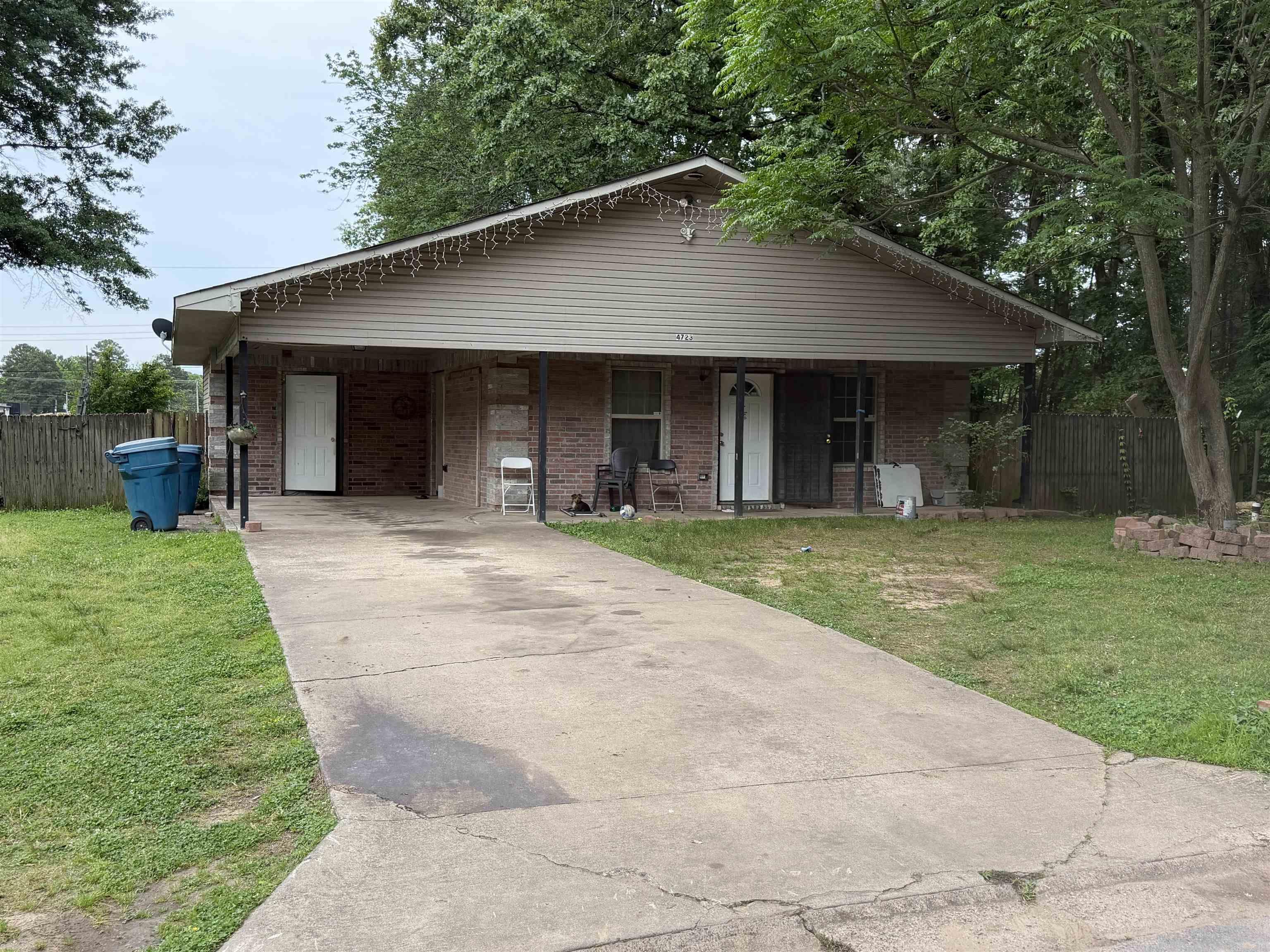 4723 Buckingham Place Property Photo 2
