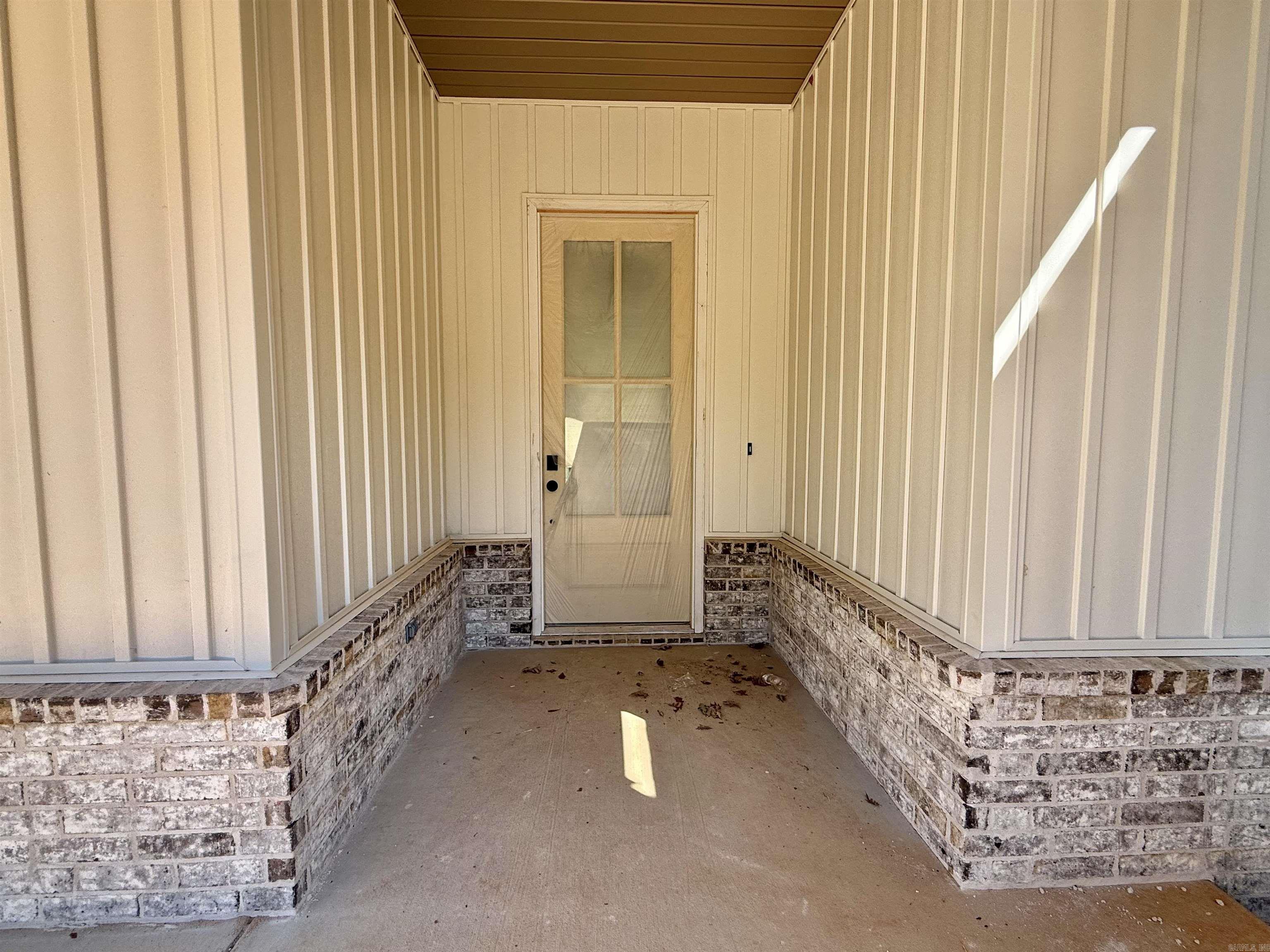6838 Detonti Road Property Photo 2