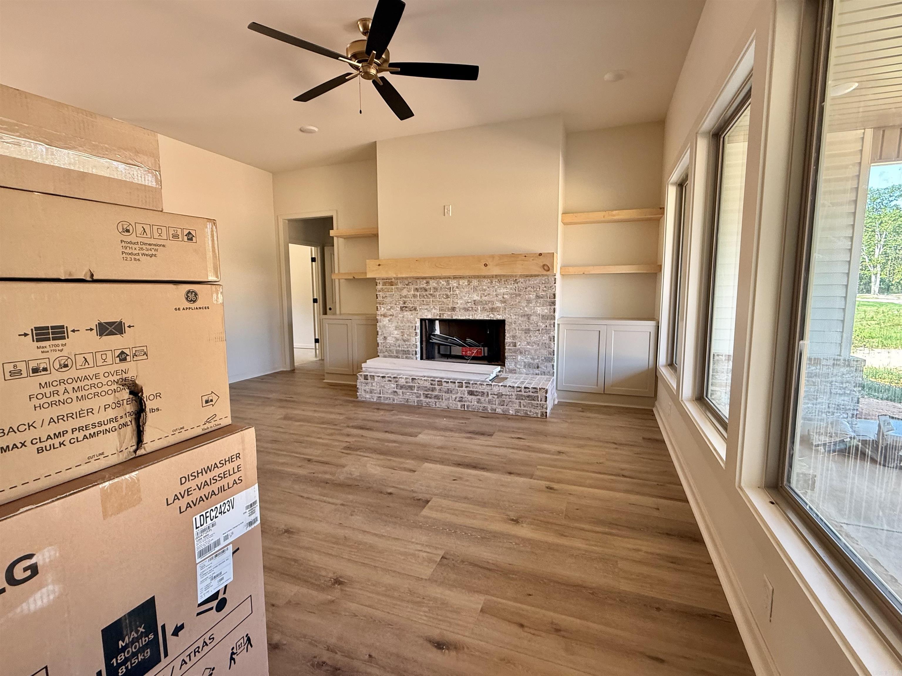 6838 Detonti Road Property Photo 5