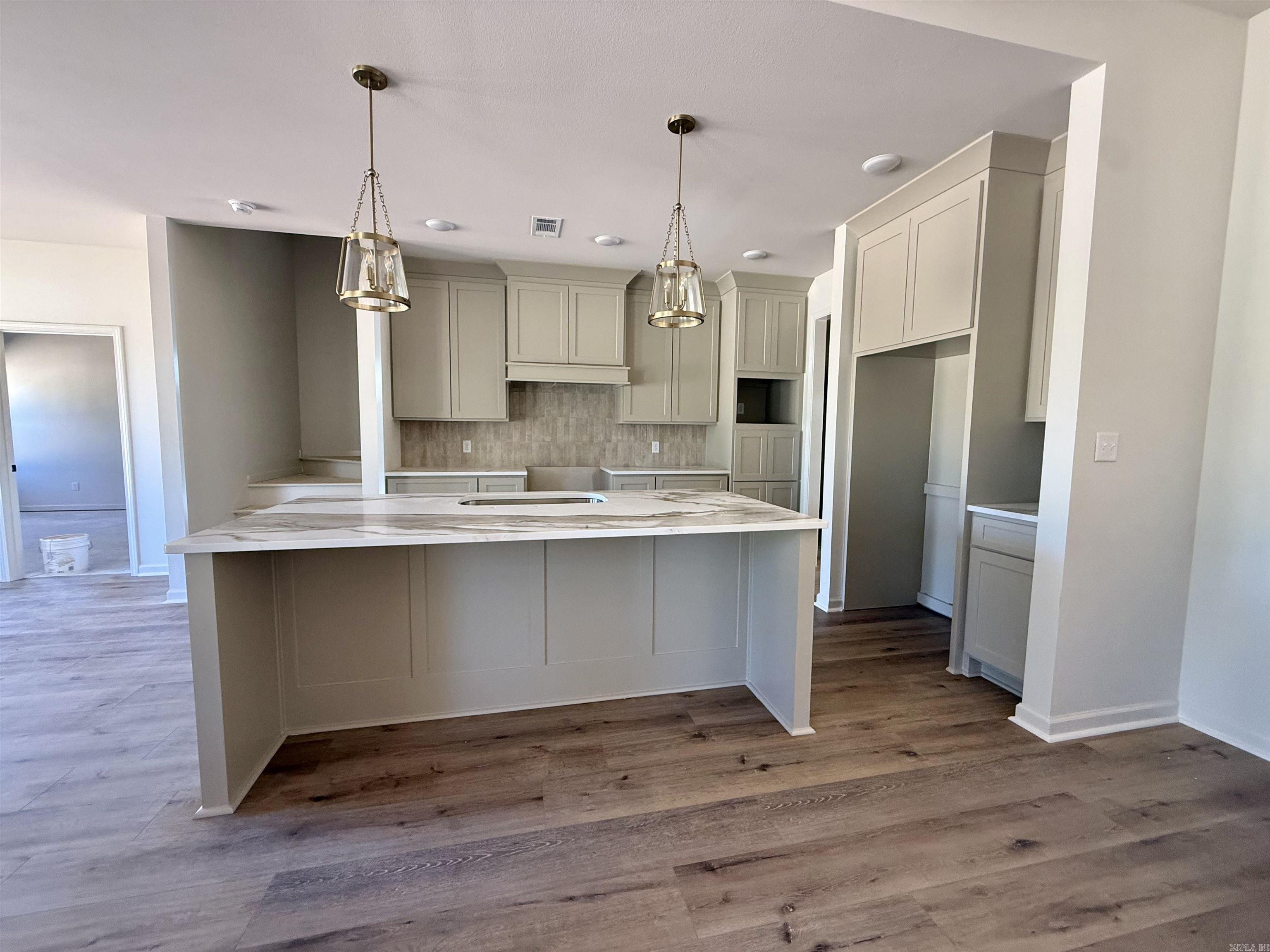 6838 Detonti Road Property Photo 10