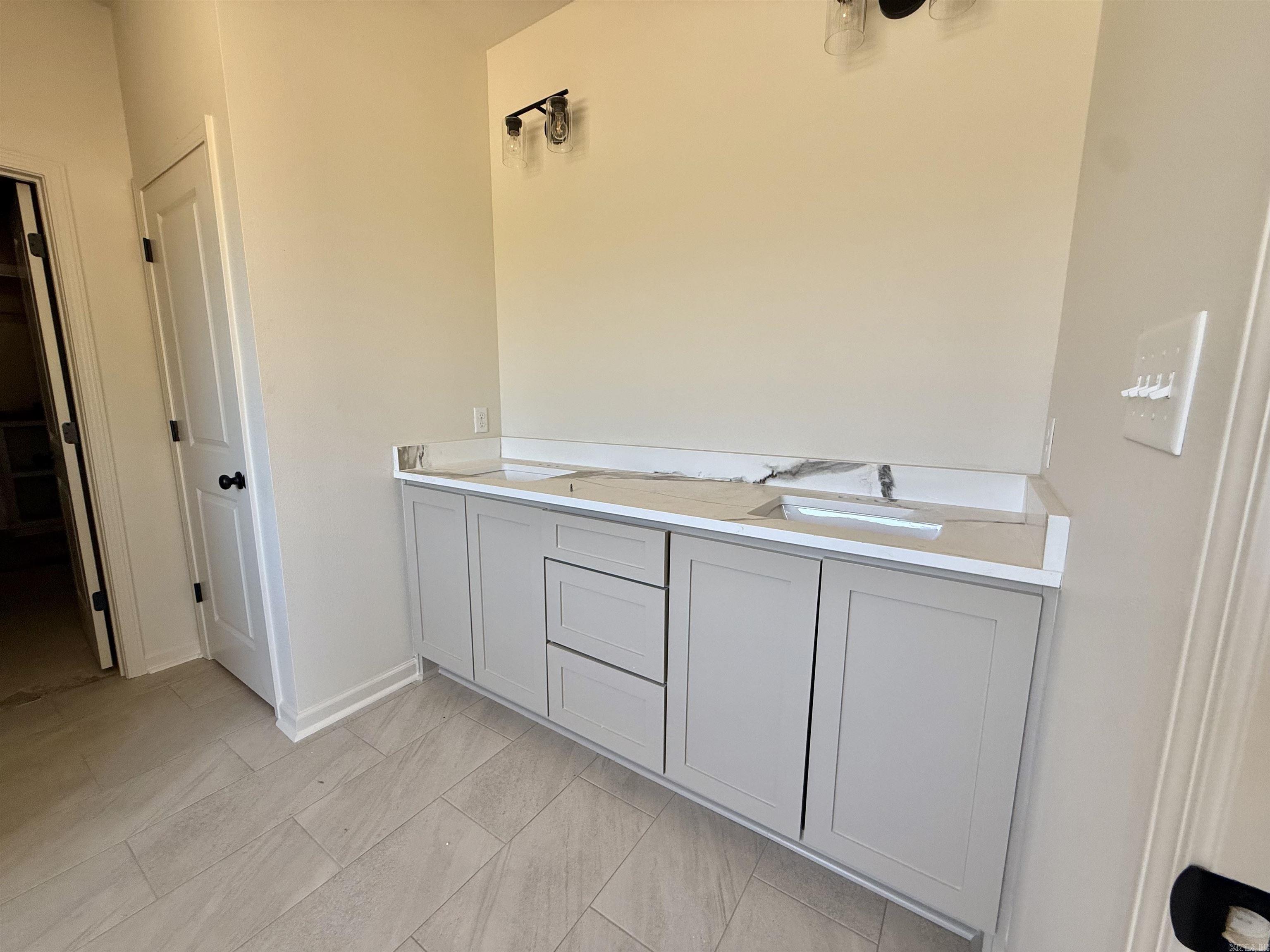 6838 Detonti Road Property Photo 27