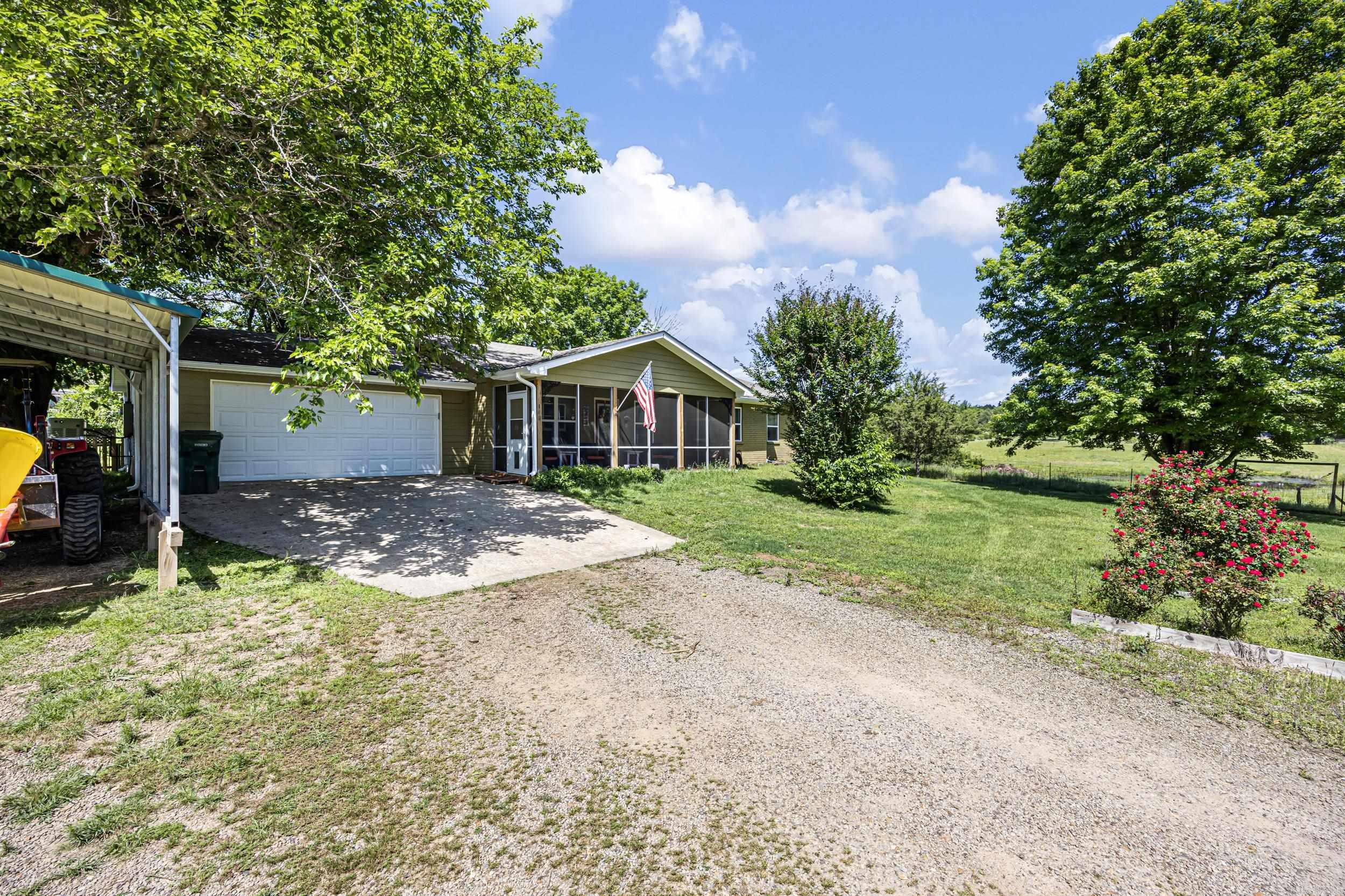 148 Shady Lane Property Photo 1