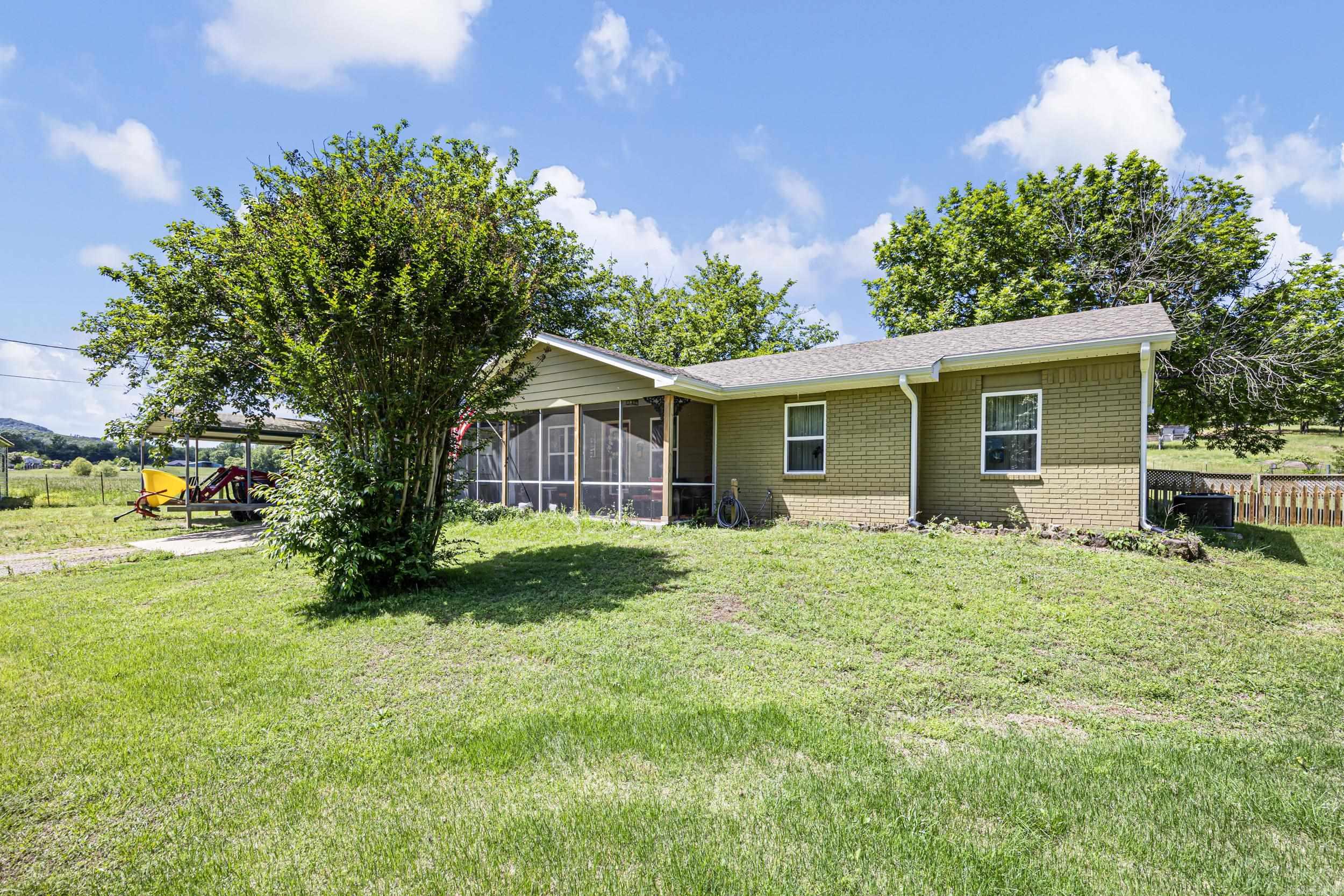 148 Shady Lane Property Photo 2