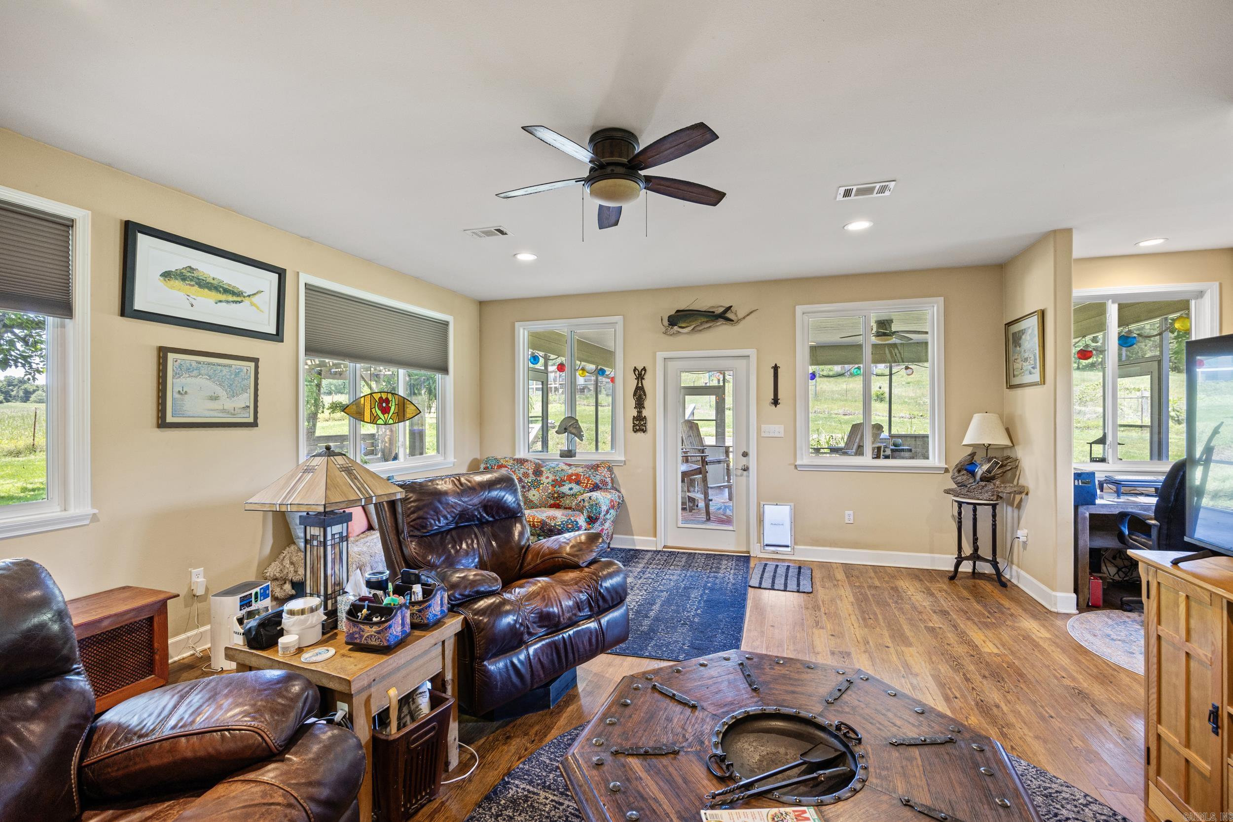 148 Shady Lane Property Photo 15