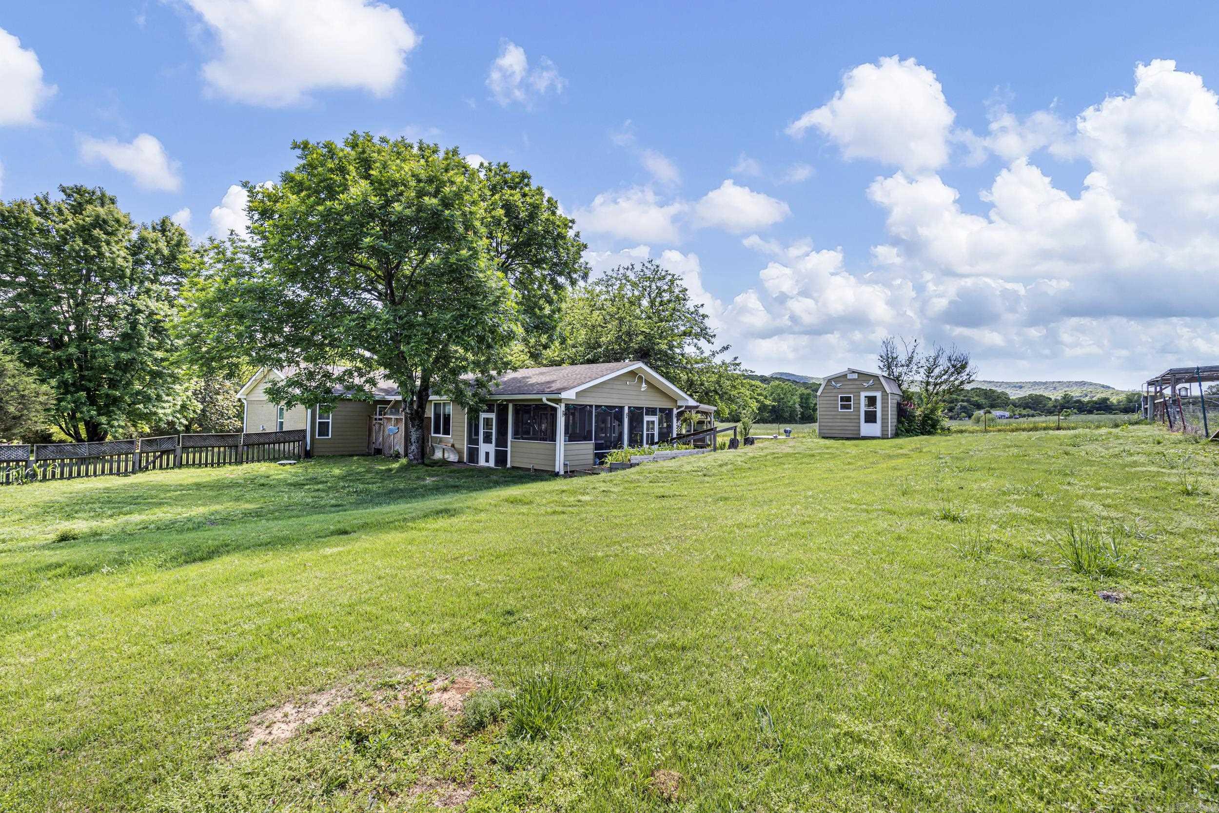 148 Shady Lane Property Photo 28