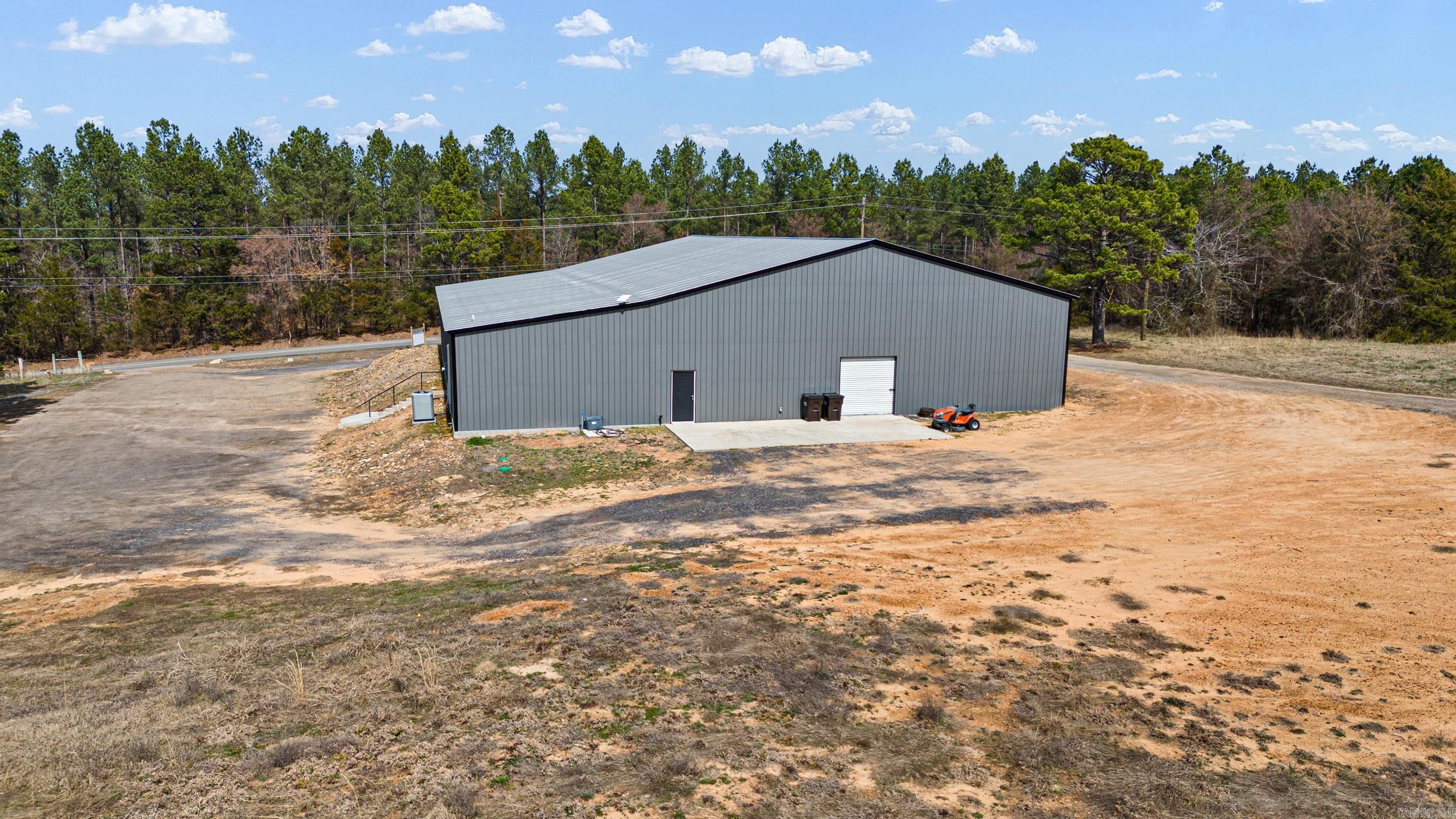 1845 Morgan Road Property Photo 4