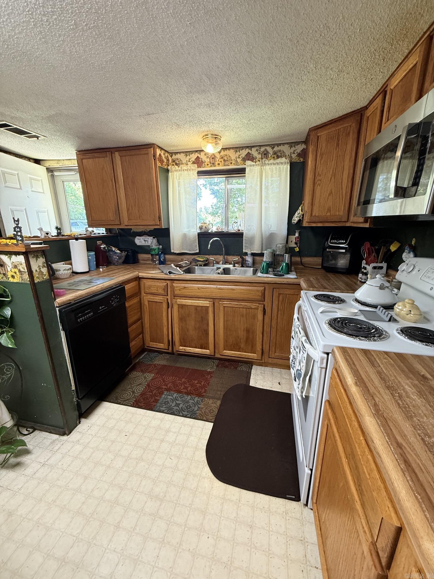 429 Lingo Rd Property Photo 8
