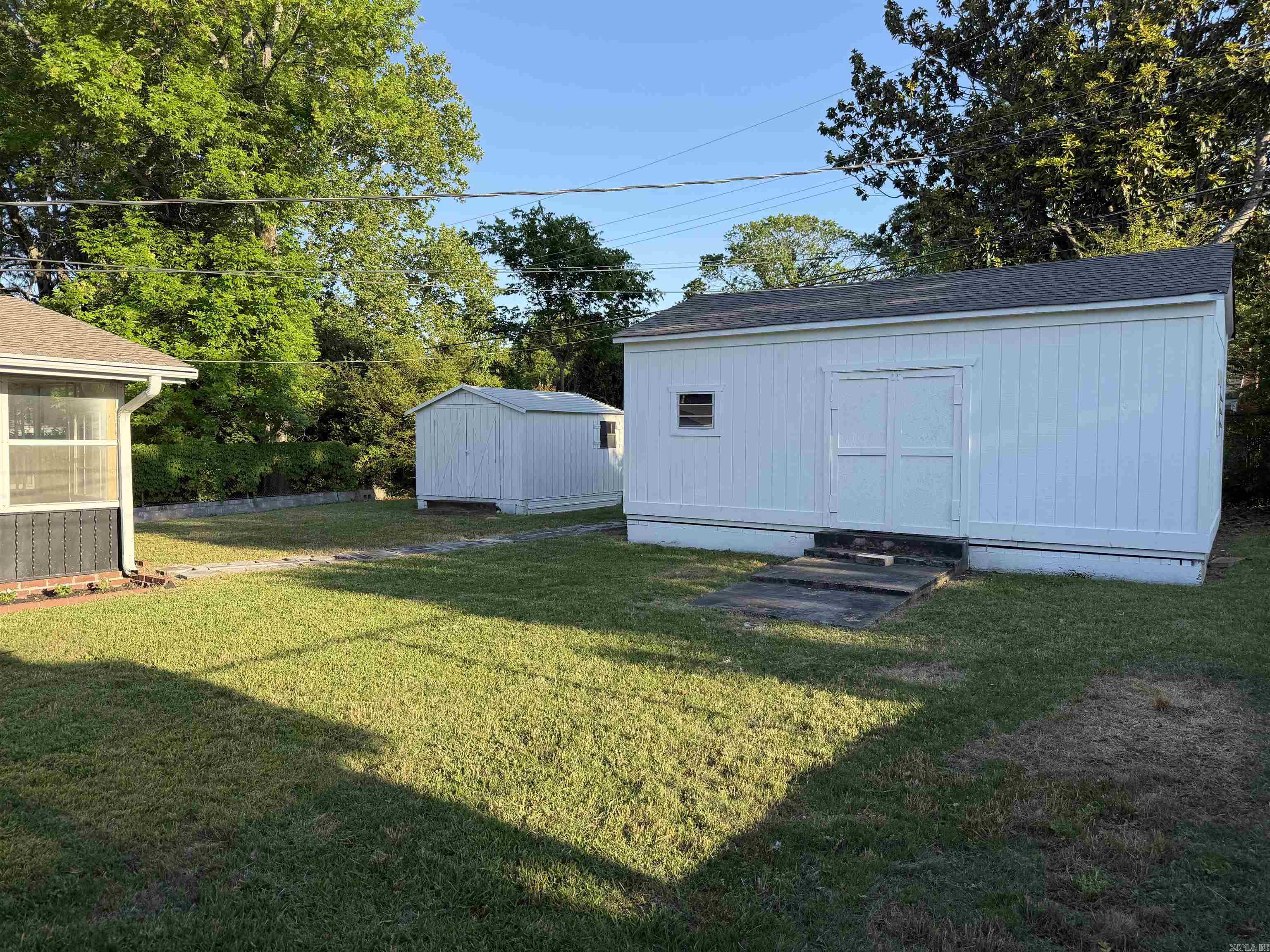 7 Phyllis Ct Property Photo 16