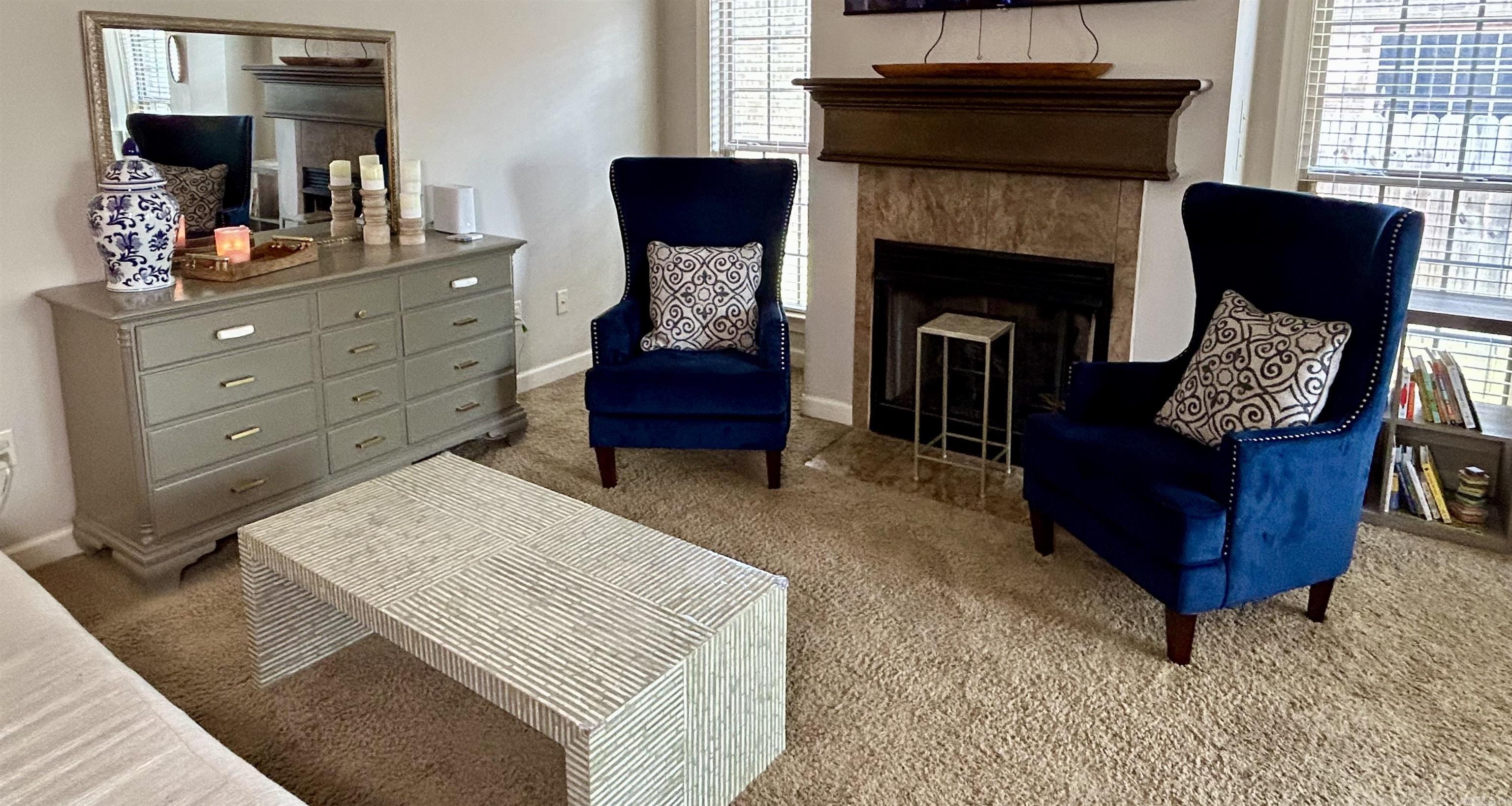 53 Oak Tree Circle Property Photo 4