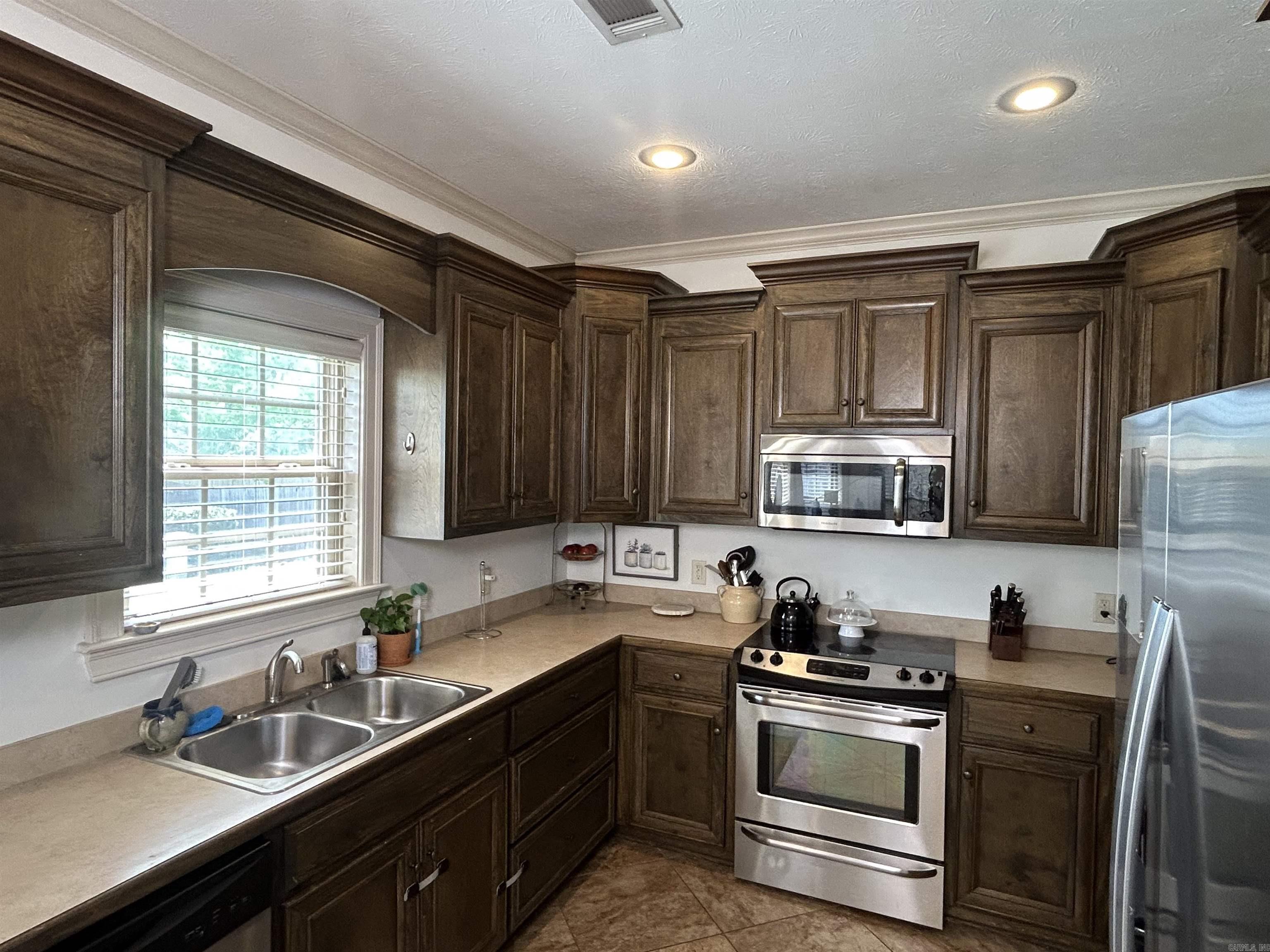53 Oak Tree Circle Property Photo 10