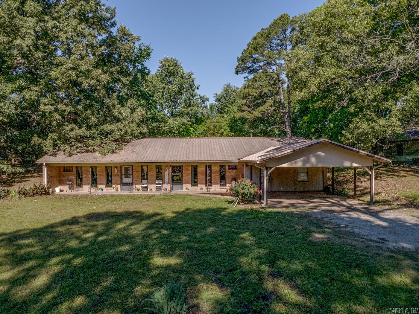 9539 Highway 49b N Property Photo 1