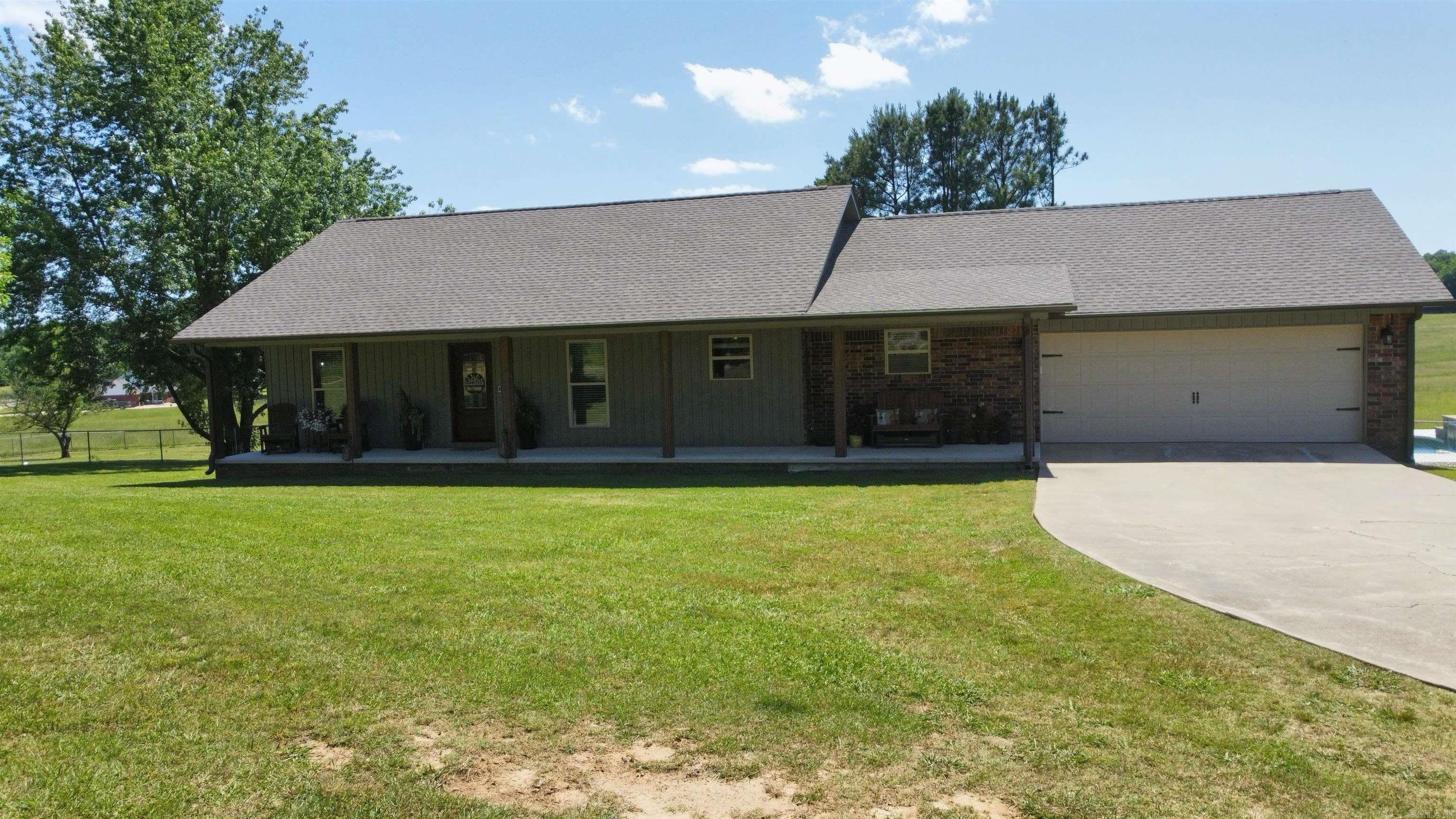 111 Alma Lane Property Photo 1
