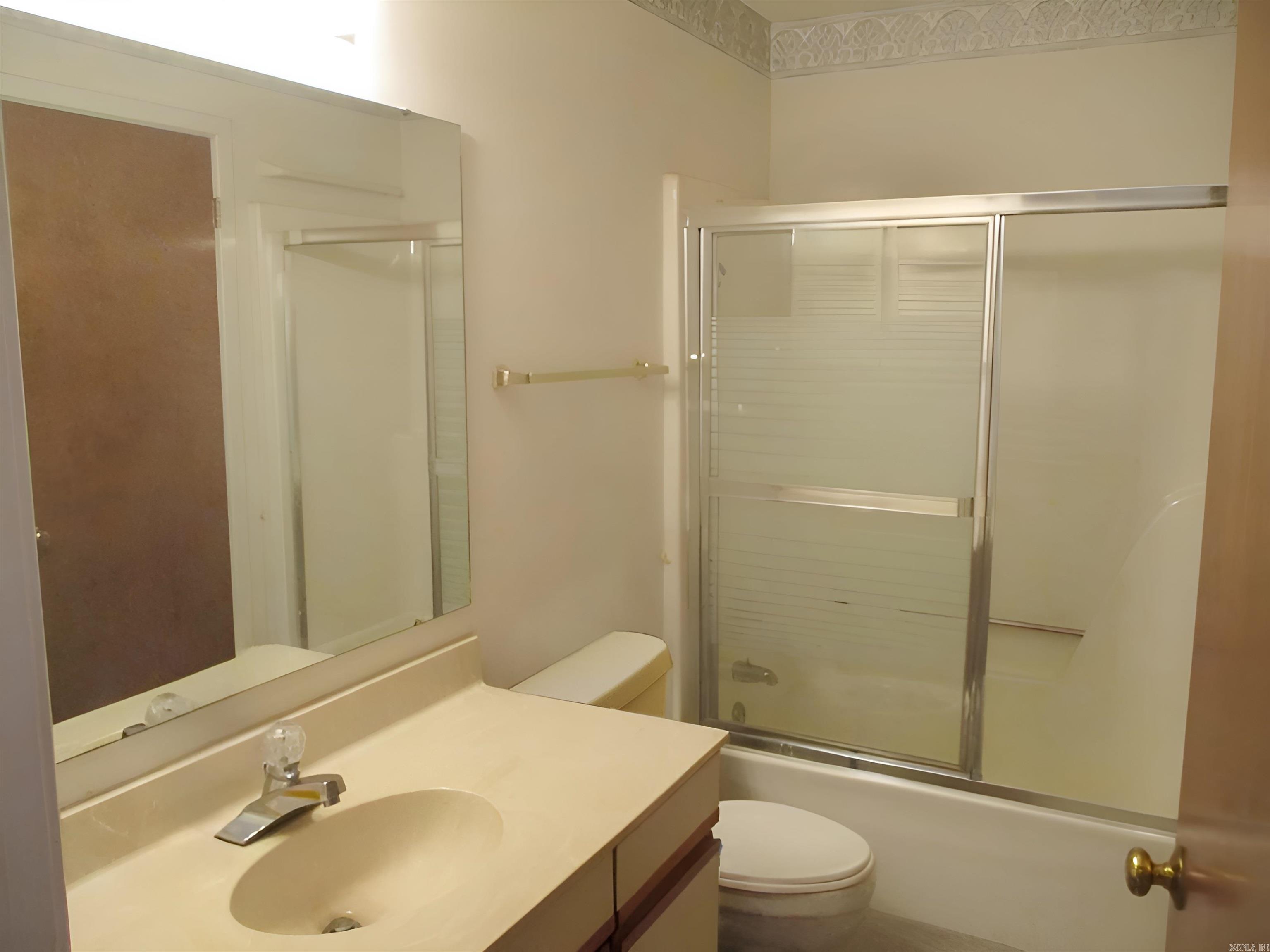 601 Woodlawn Dr. #23 Property Photo 29
