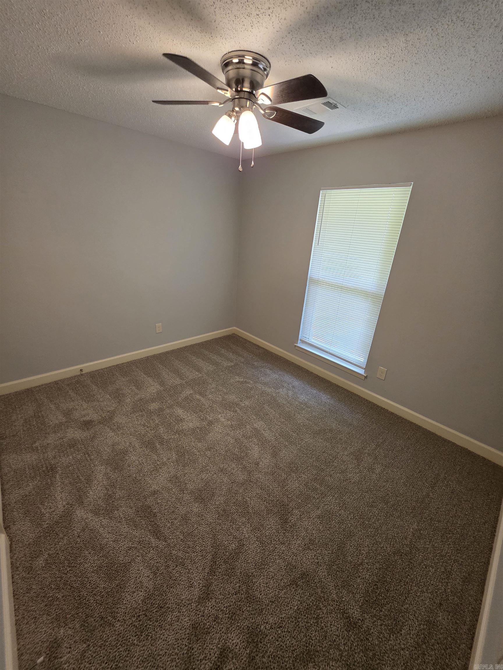 5400 Southboro Drive Property Photo 7