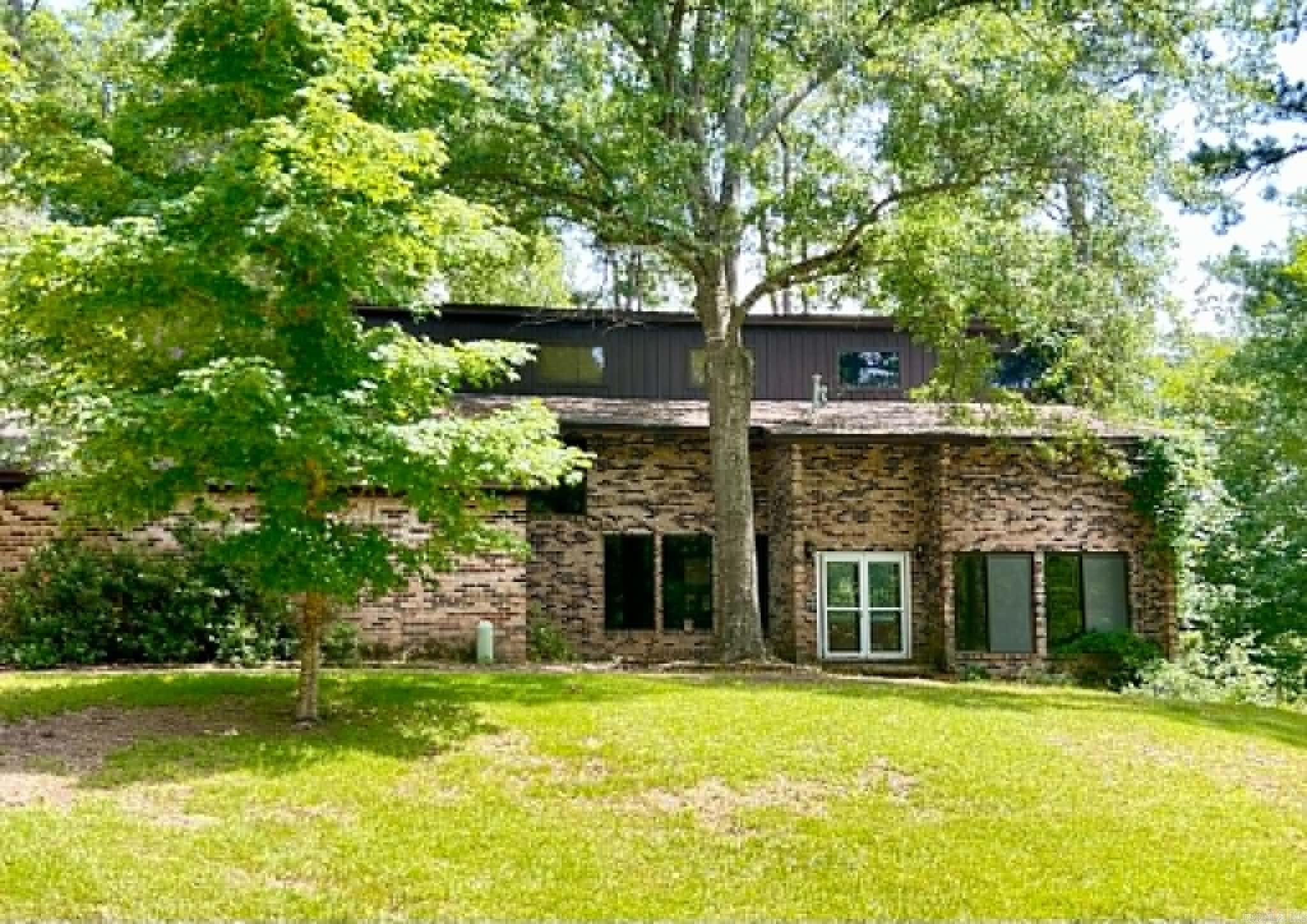 3101 Roseman Road Property Photo 1
