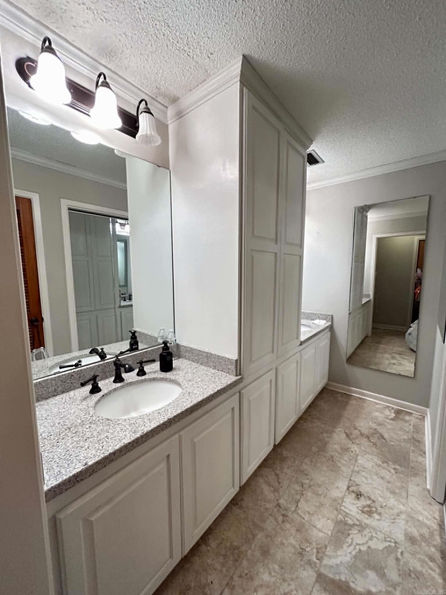3101 Roseman Road Property Photo 17