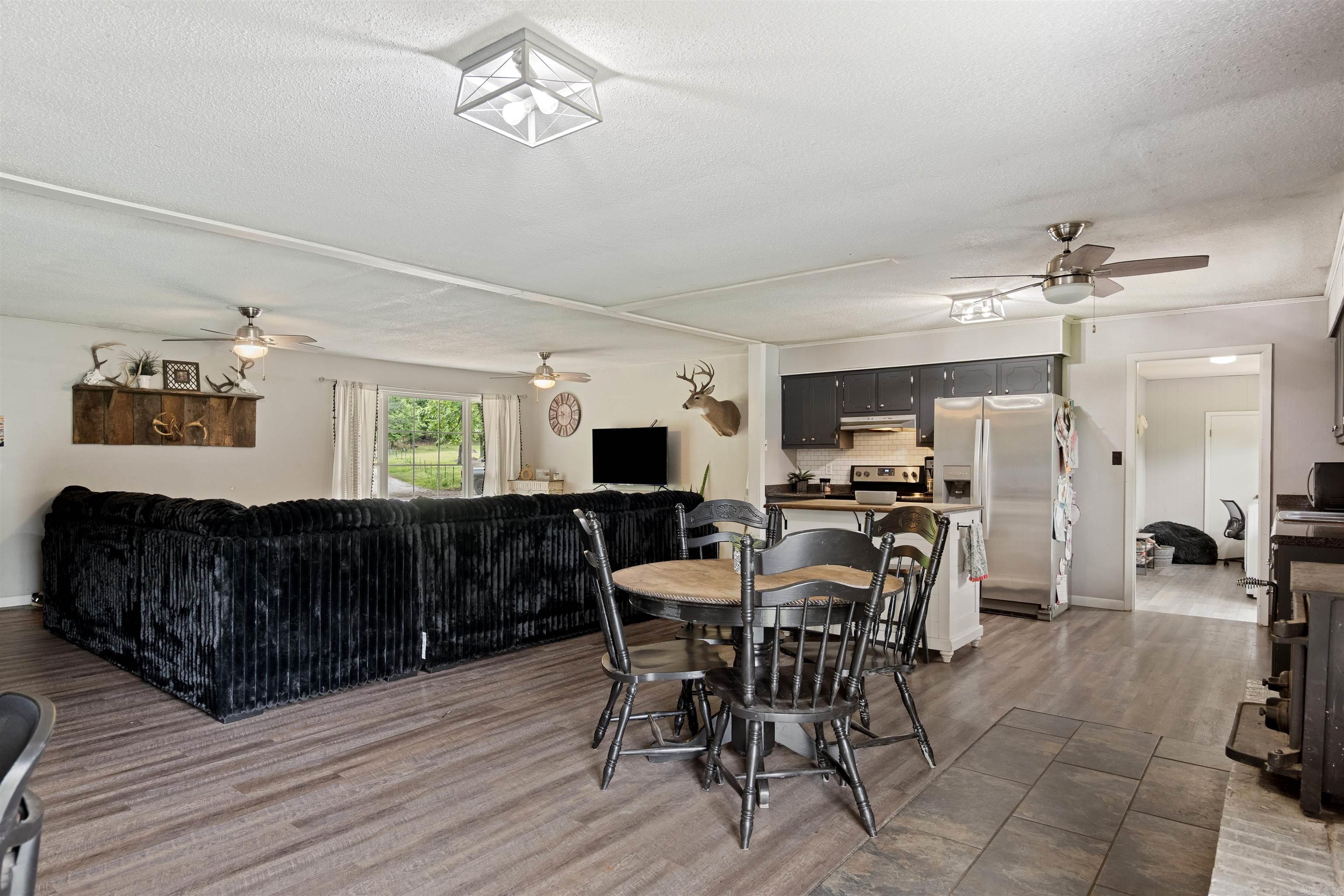 471 Lawrence Road 201 Property Photo 8