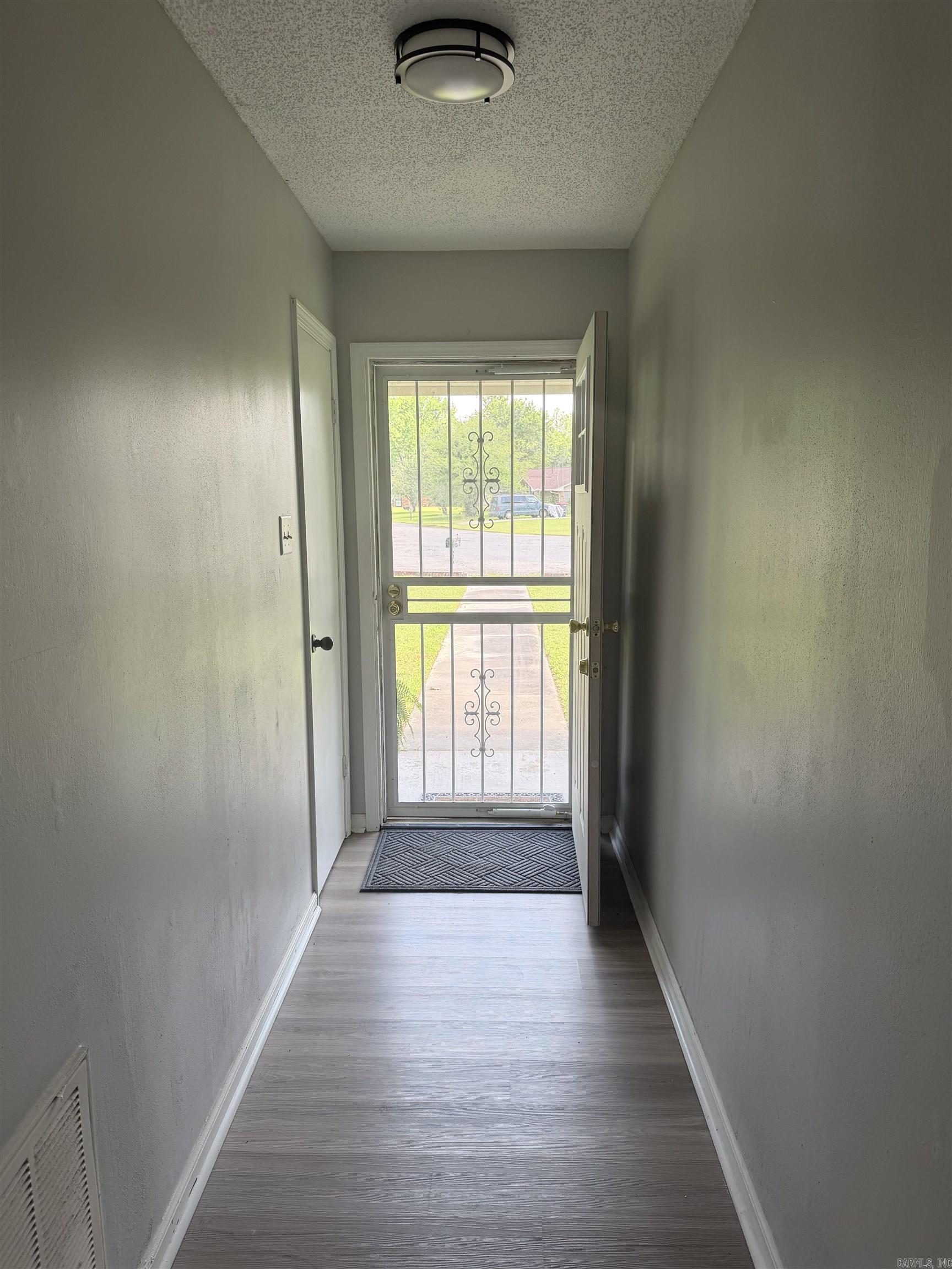6807 Mount Nebo Cove Property Photo 5