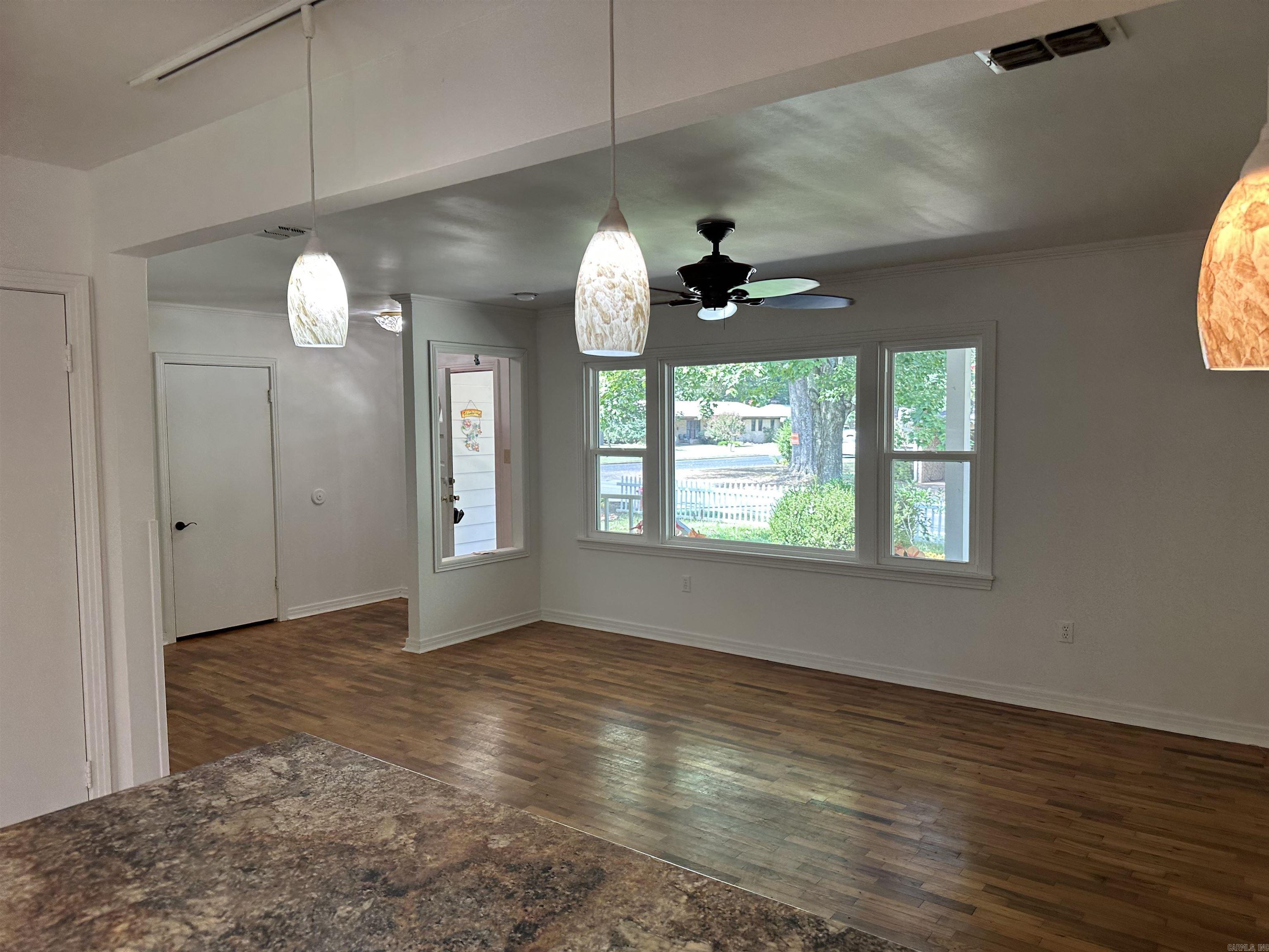 2609 Walnut Drive Property Photo 2