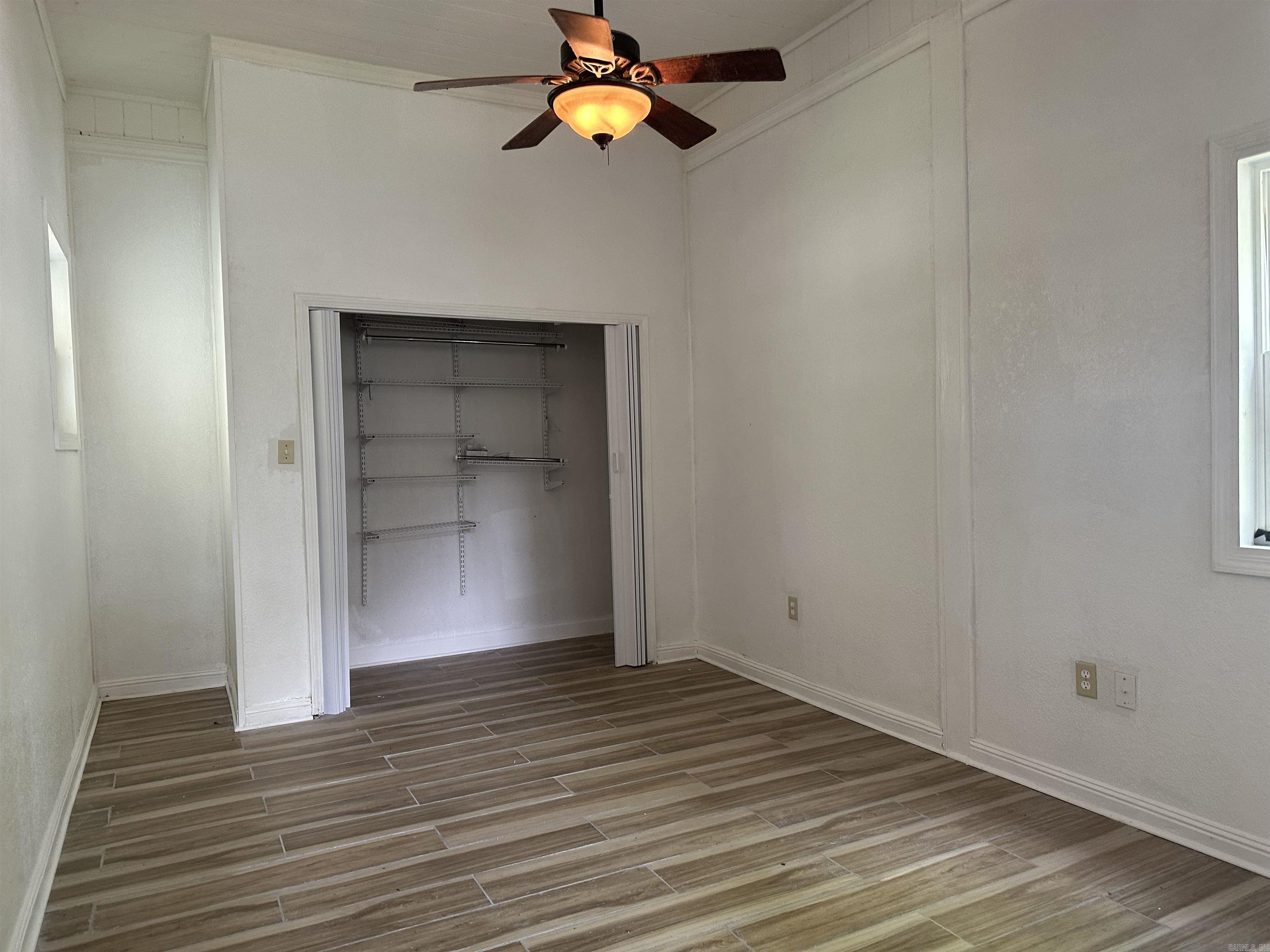 2609 Walnut Drive Property Photo 5