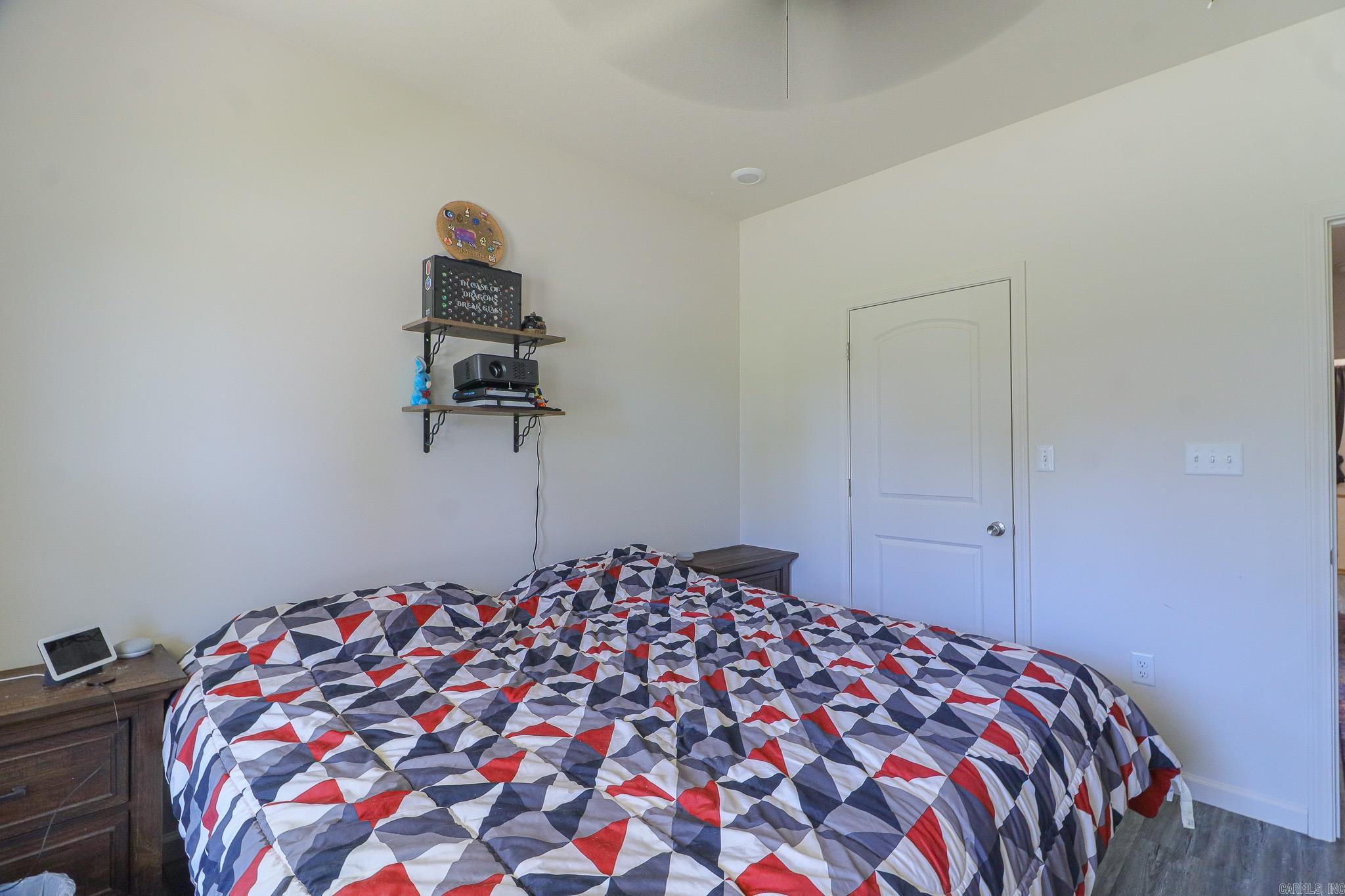 1014 Walnut Property Photo 13