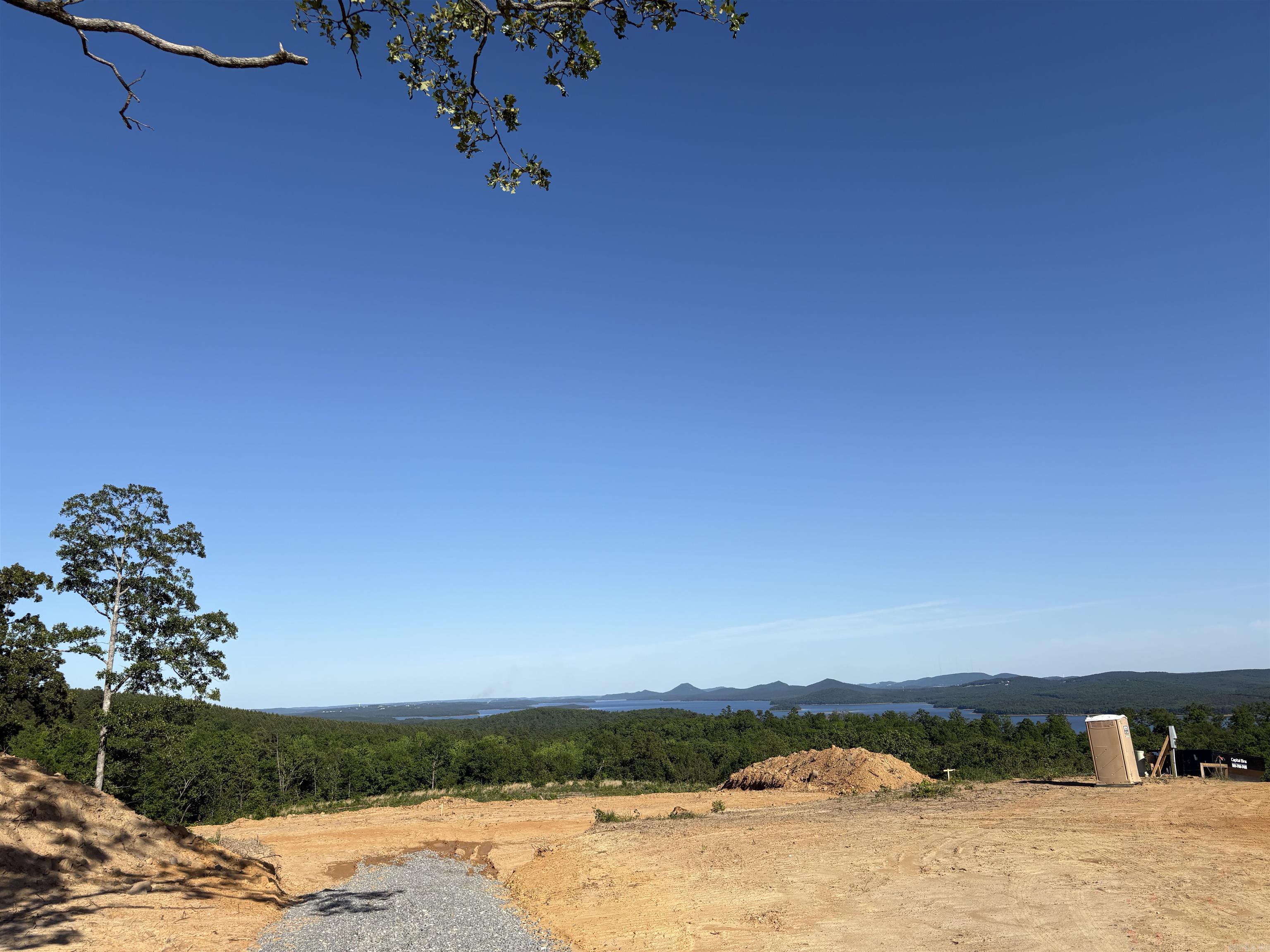 16207 Lakeview South Drive Property Photo 10