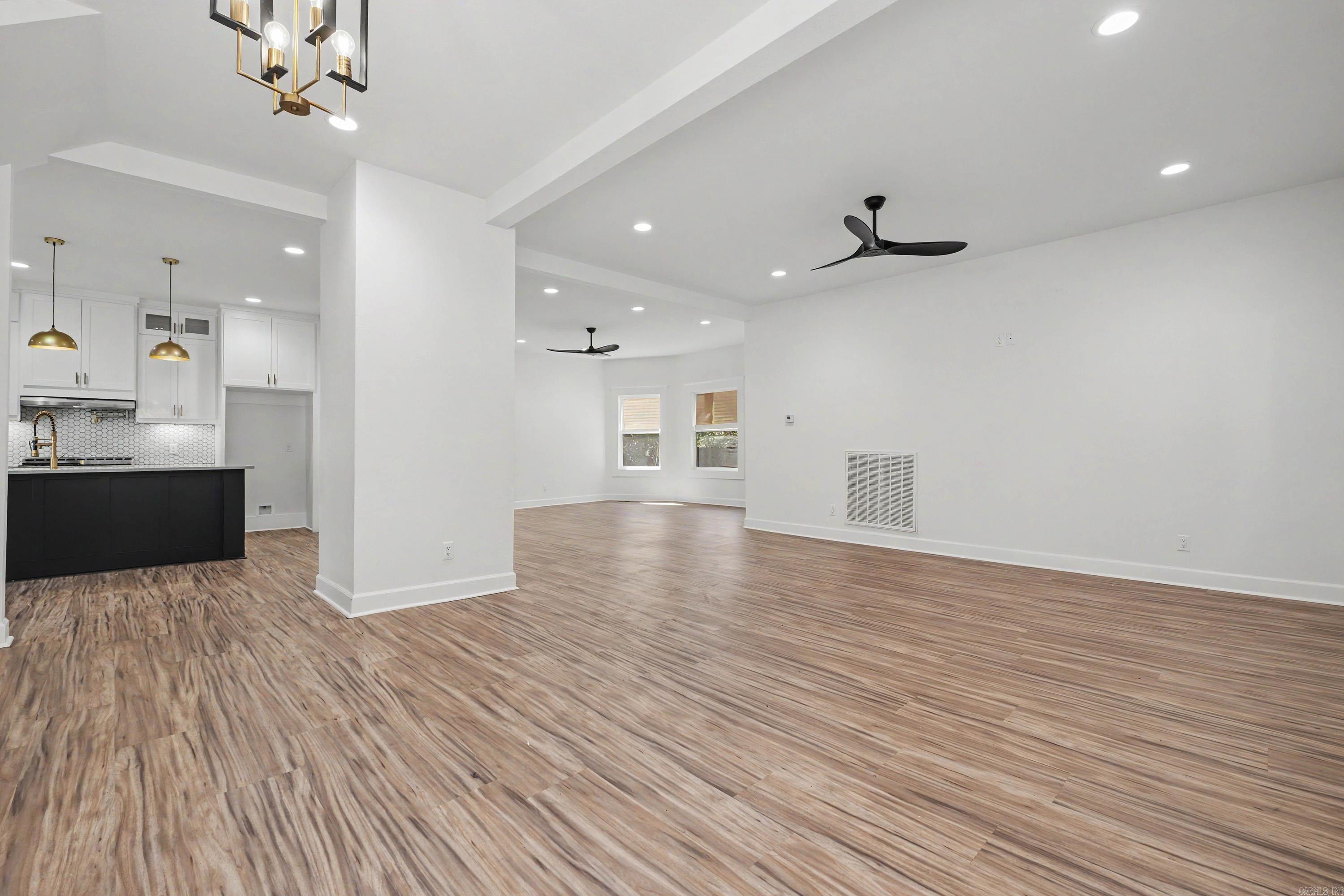2103 Wolfe Street Property Photo 6