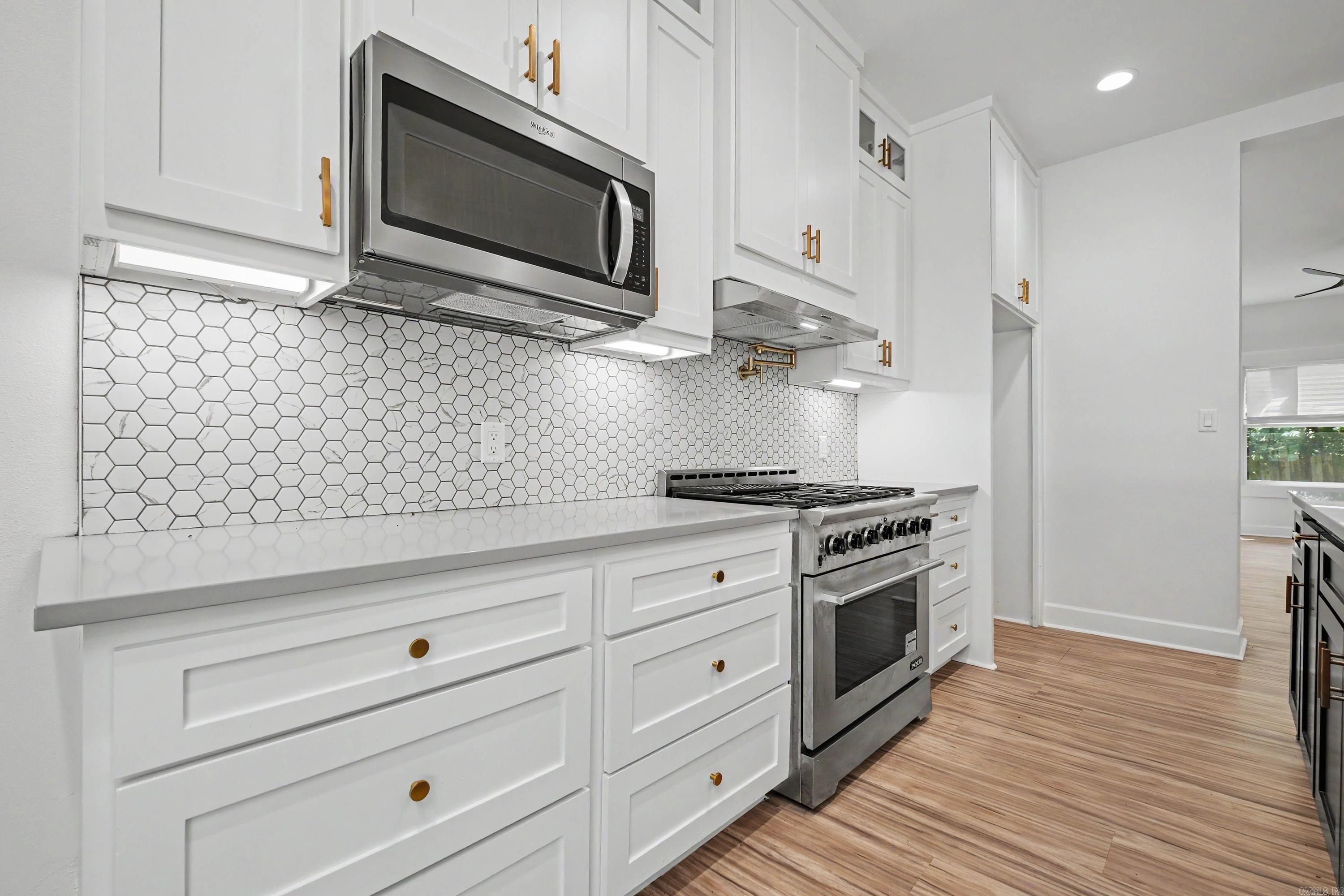 2103 Wolfe Street Property Photo 15